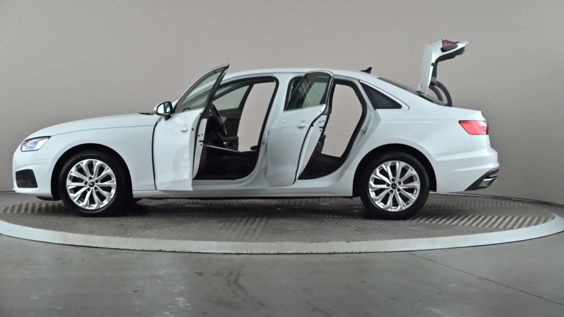 2022 AUDI A4 2022 AUDI A4