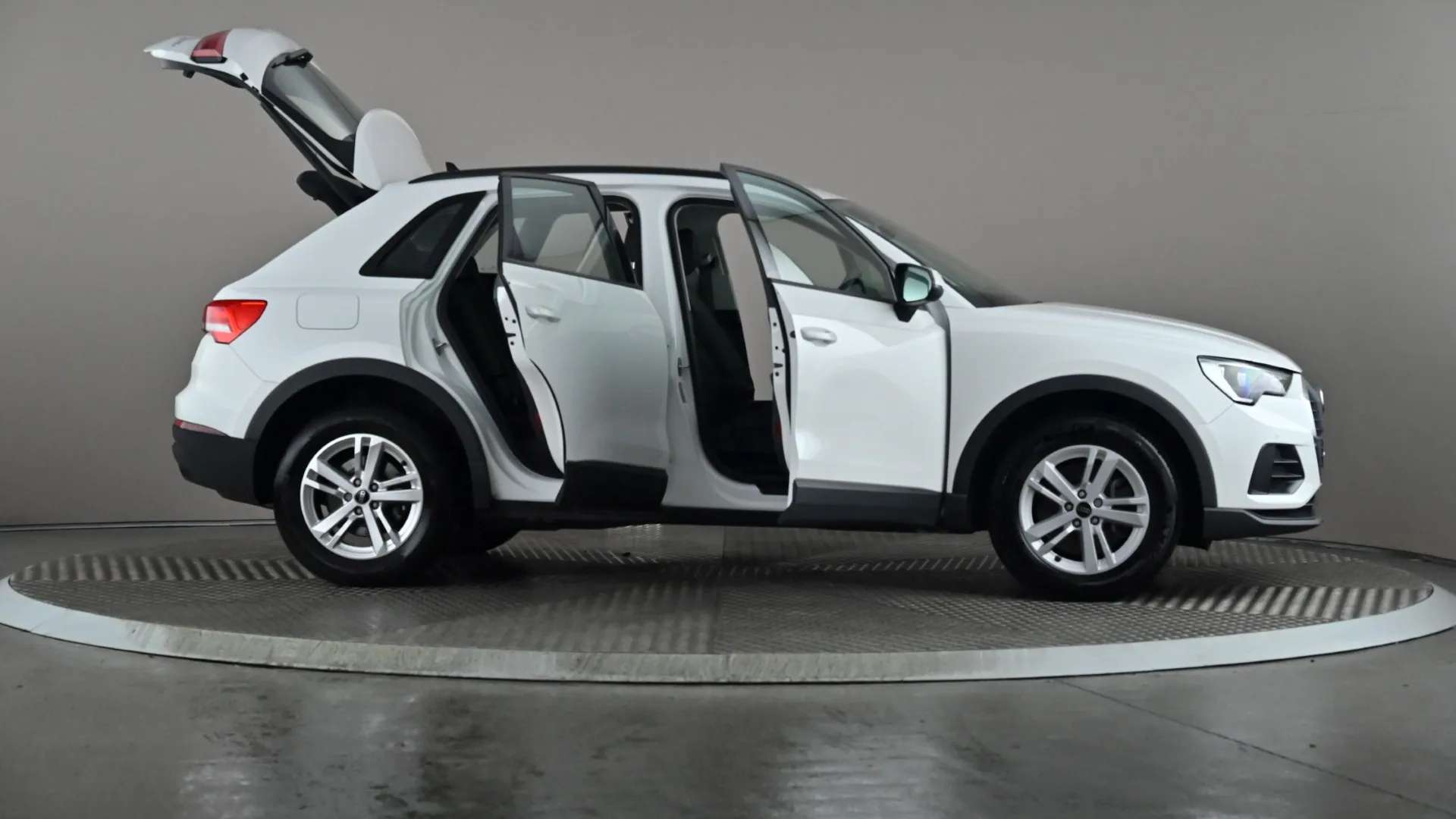 2022 AUDI Q3 2022 AUDI Q3