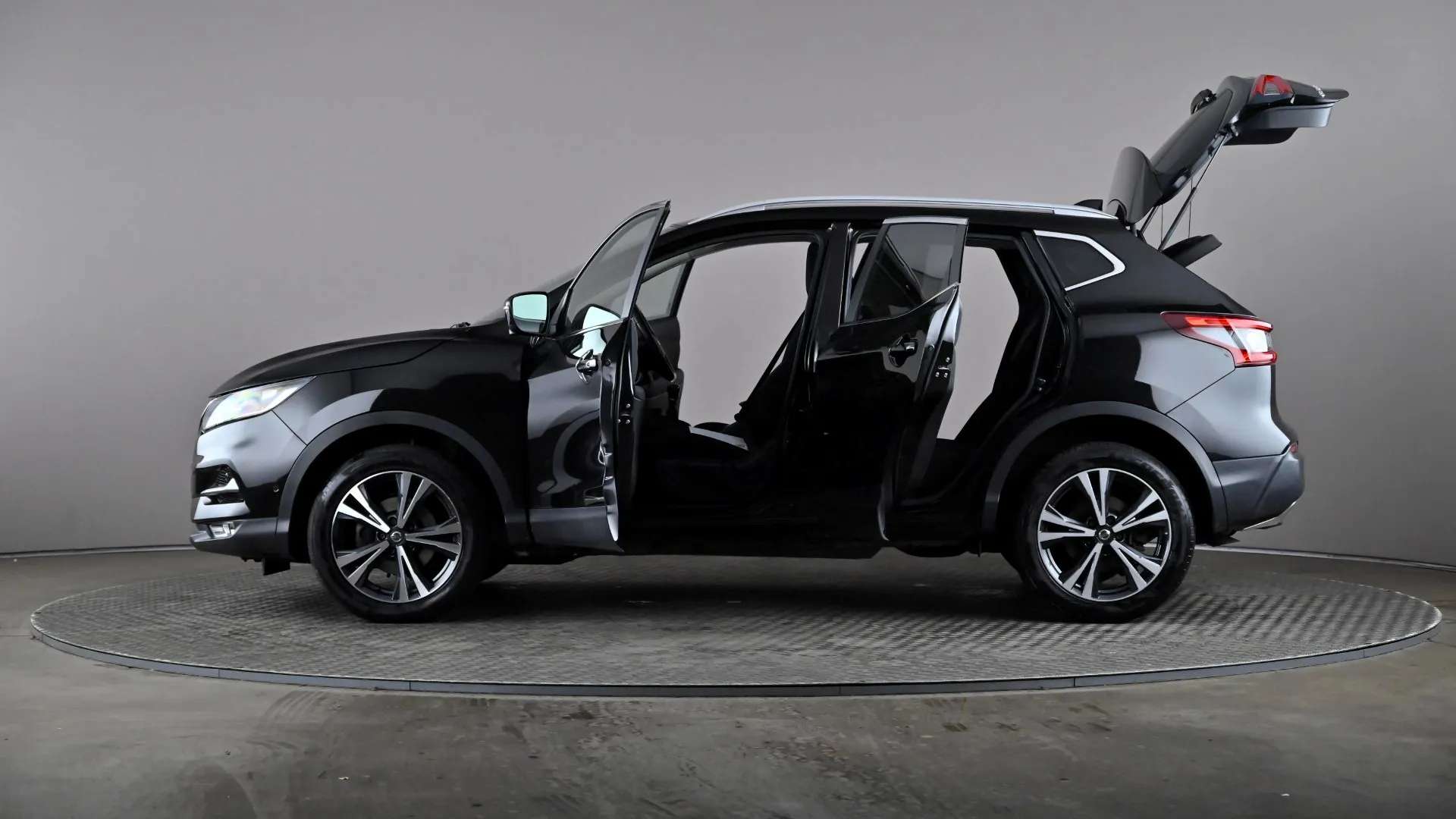 A 2019 NISSAN QASHQAI 1.3 DiG-T N-Connecta A 2019 NISSAN QASHQAI 1.3 DiG-T N-Connecta