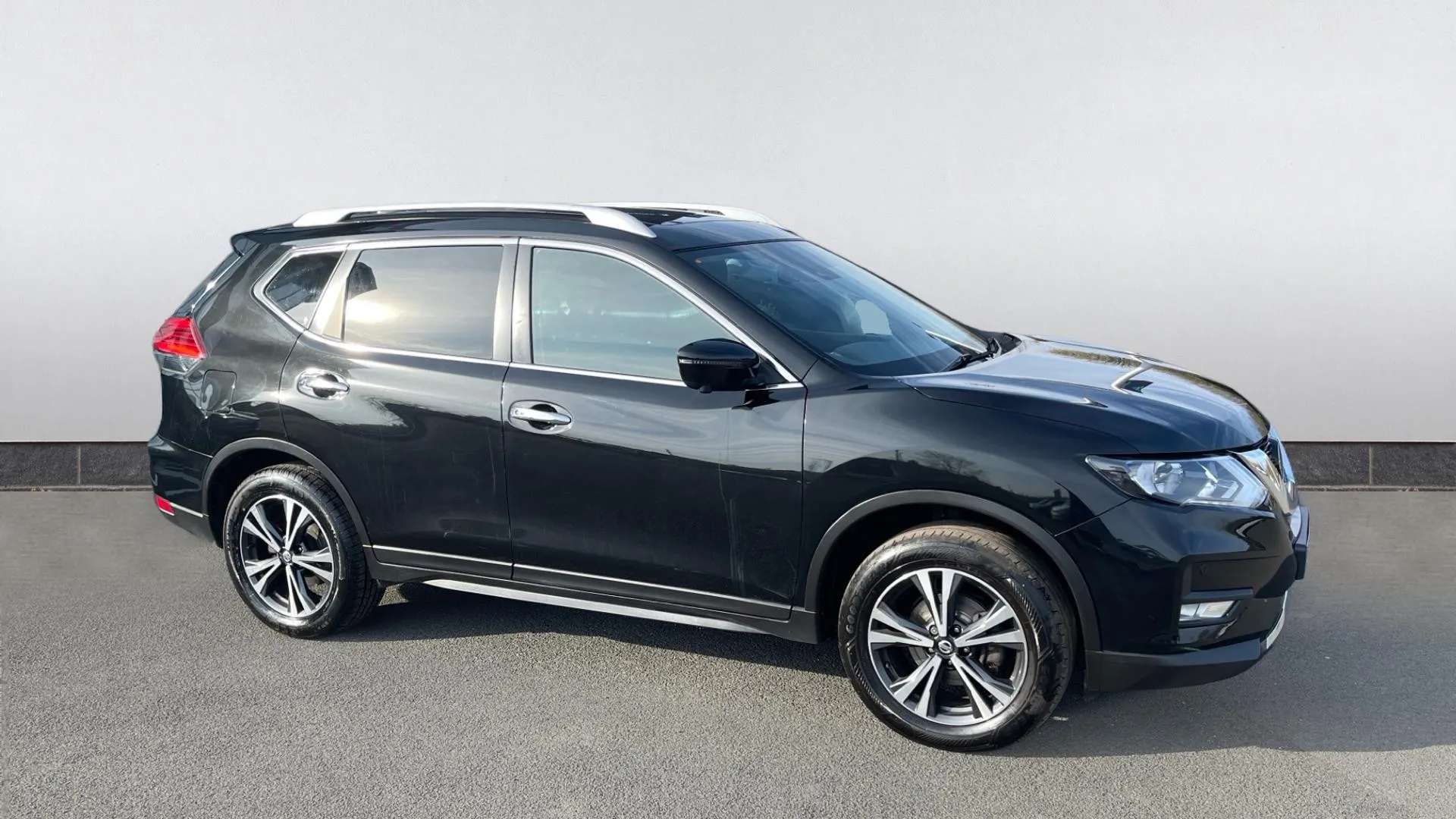 A 2019 NISSAN X-TRAIL 1.3 DiG-T N-Connecta DCT A 2019 NISSAN X-TRAIL 1.3 DiG-T N-Connecta DCT