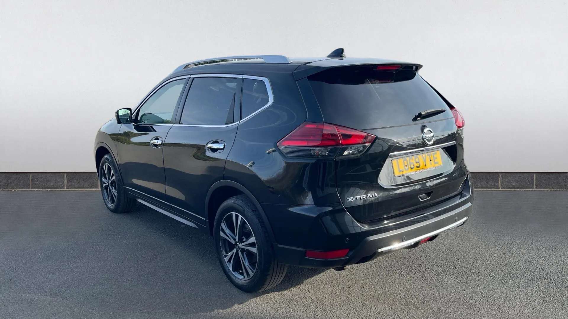 A 2019 NISSAN X-TRAIL 1.3 DiG-T N-Connecta DCT A 2019 NISSAN X-TRAIL 1.3 DiG-T N-Connecta DCT