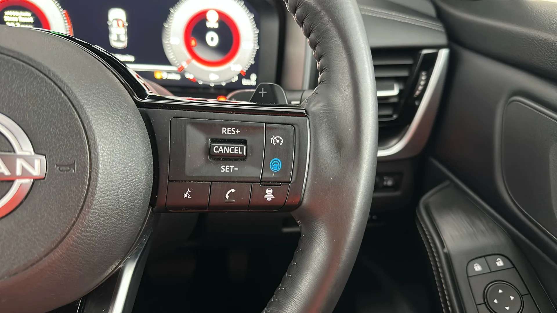 2024 NISSAN X-TRAIL 2024 NISSAN X-TRAIL