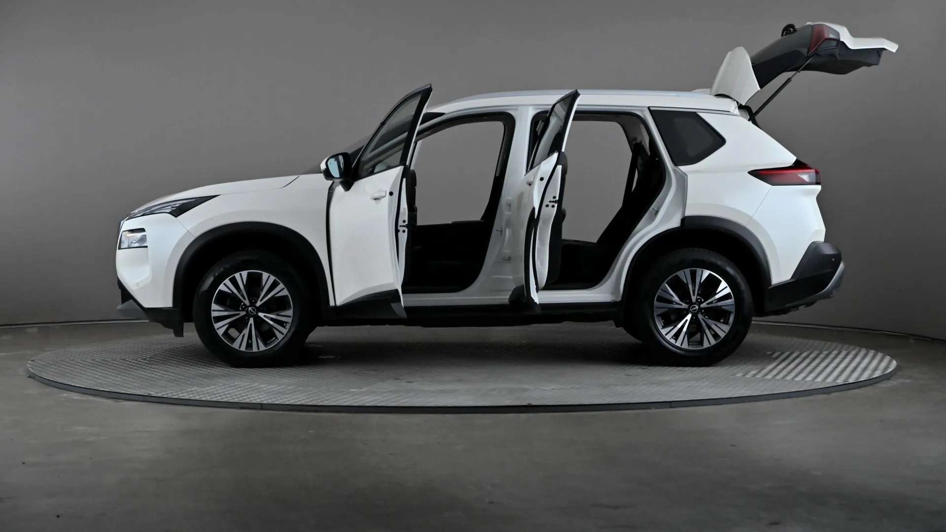 2024 NISSAN X-TRAIL 2024 NISSAN X-TRAIL