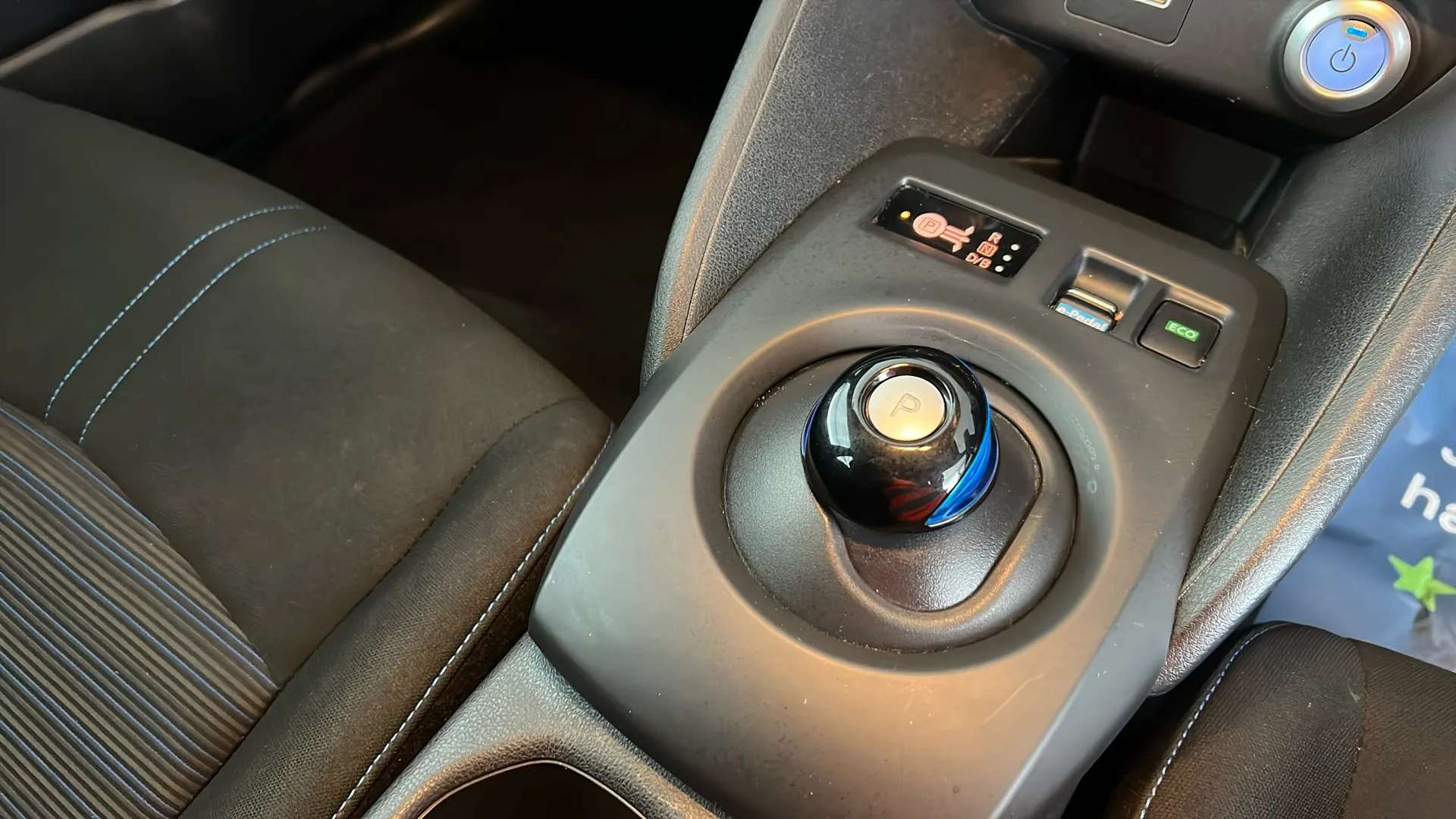 2022 NISSAN LEAF 2022 NISSAN LEAF