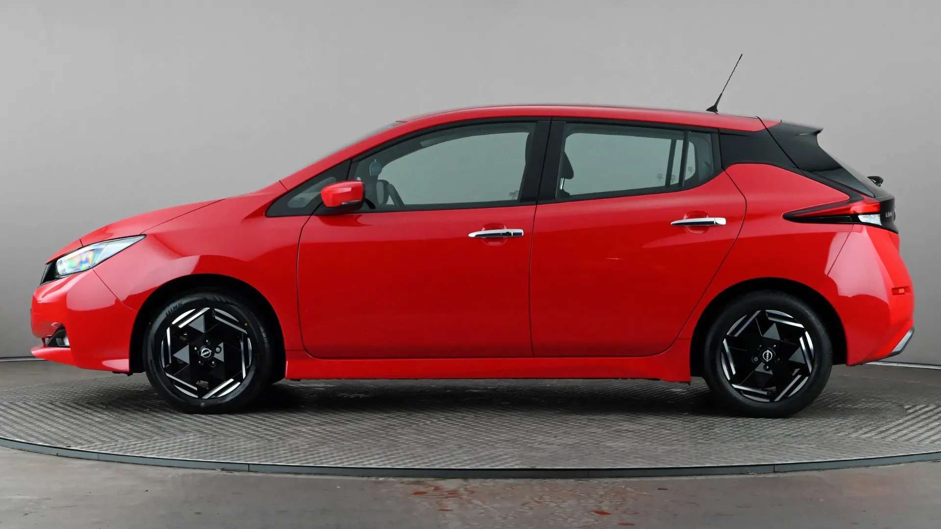 A 2022 NISSAN LEAF 110kW Acenta 39kWh Auto A 2022 NISSAN LEAF 110kW Acenta 39kWh Auto