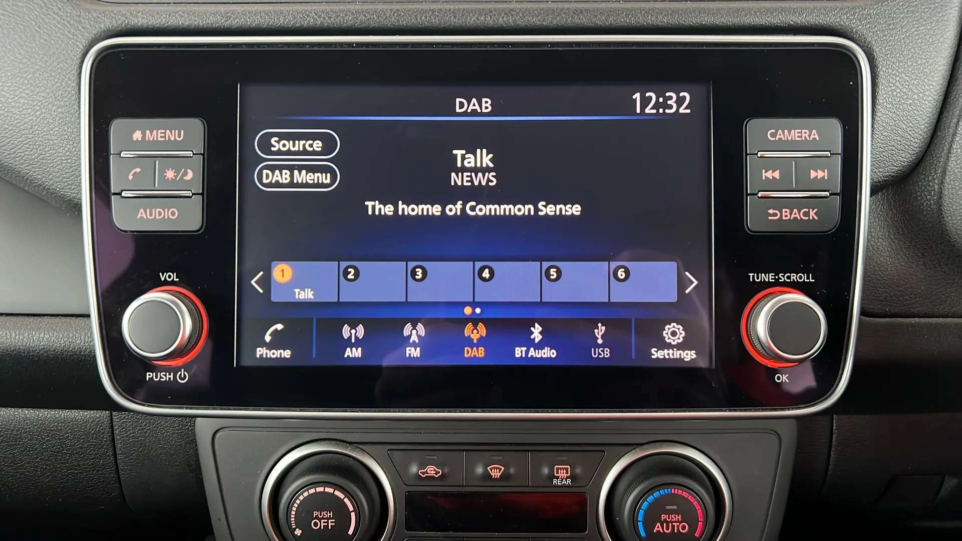2022 NISSAN LEAF 2022 NISSAN LEAF