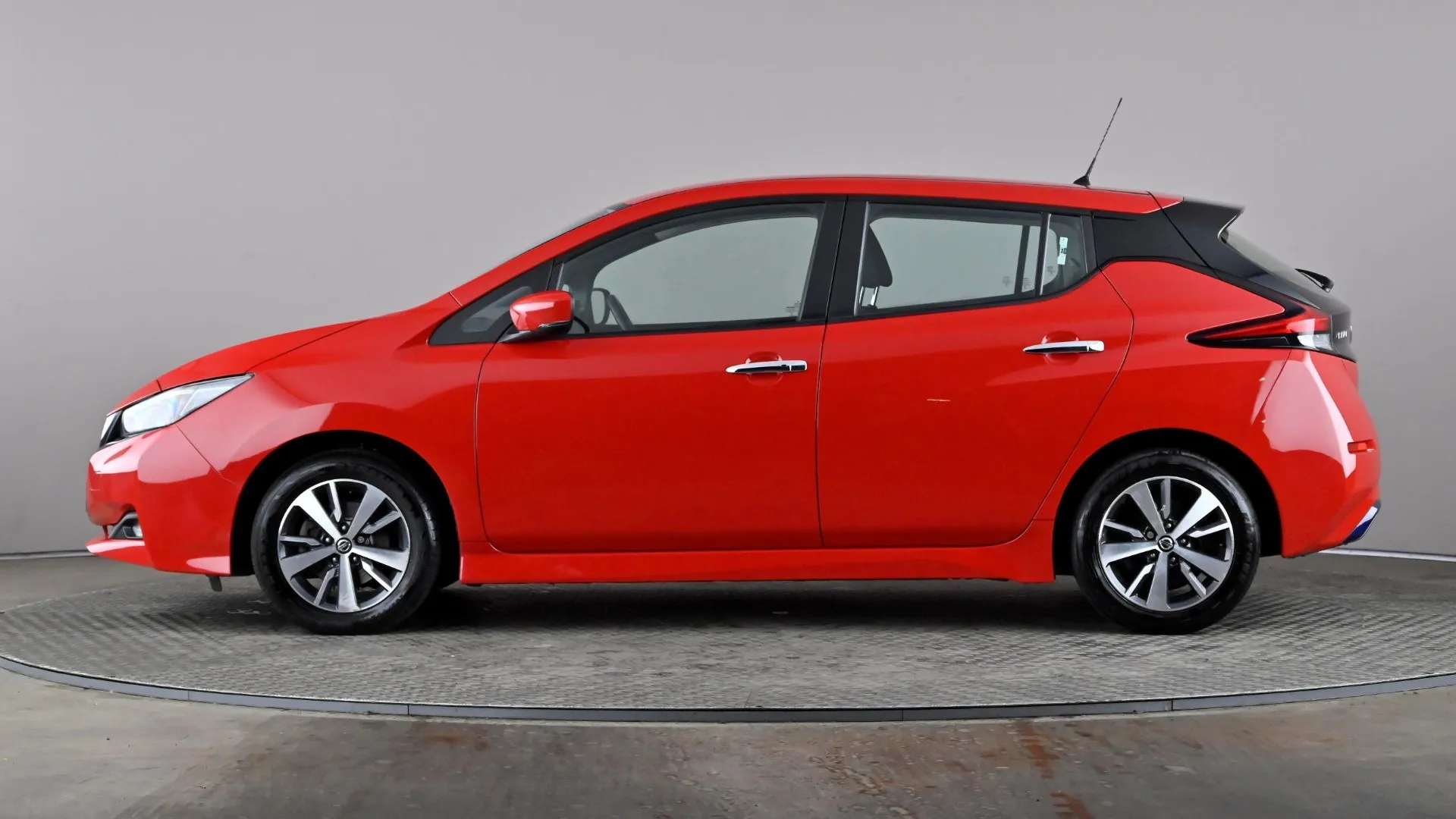 2021 NISSAN LEAF 2021 NISSAN LEAF