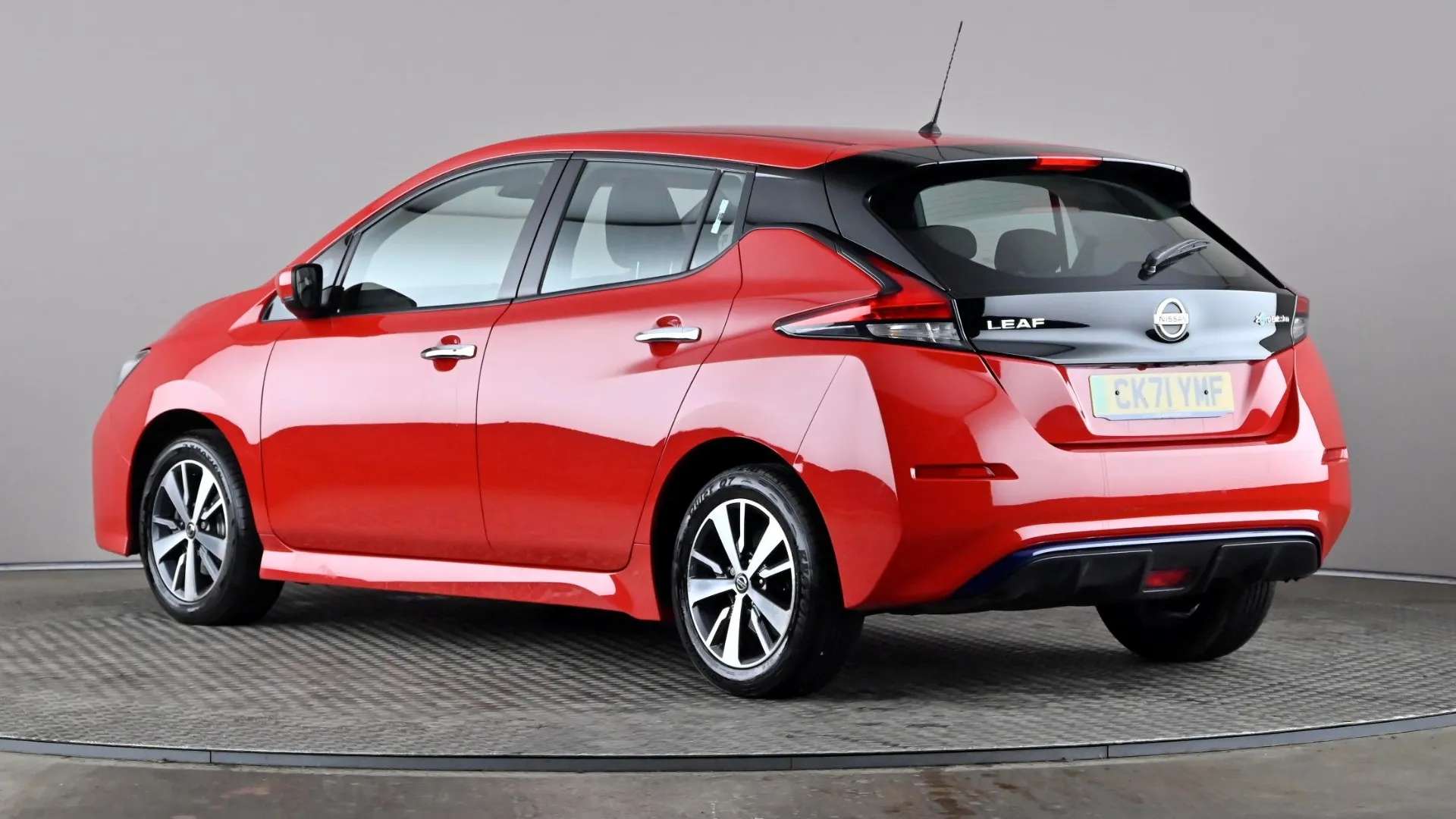 2021 NISSAN LEAF 2021 NISSAN LEAF