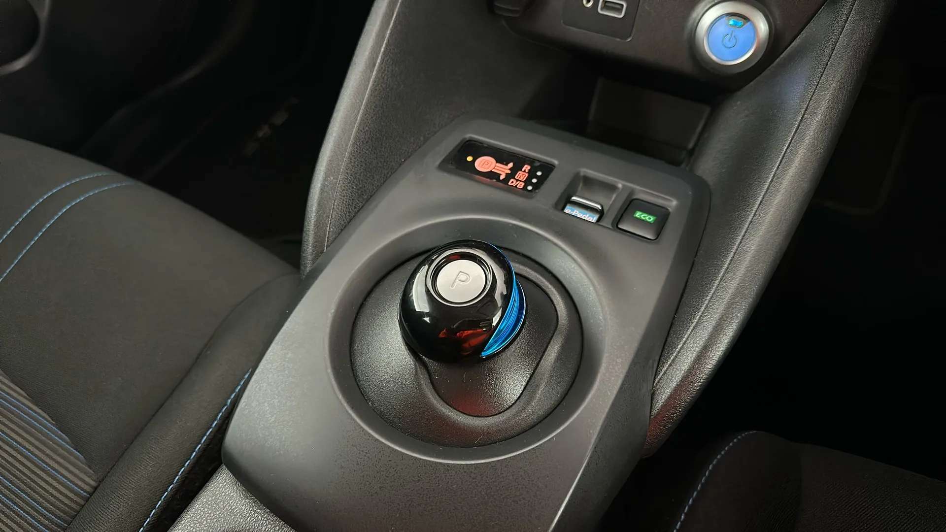 2021 NISSAN LEAF 2021 NISSAN LEAF