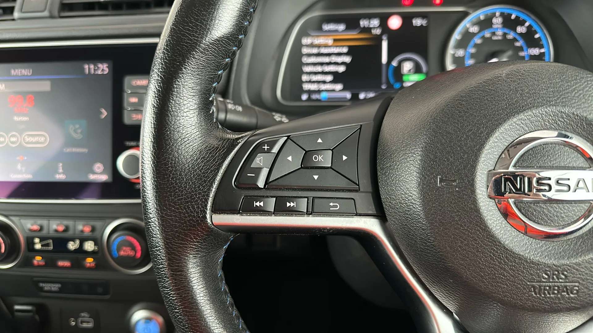2021 NISSAN LEAF 2021 NISSAN LEAF