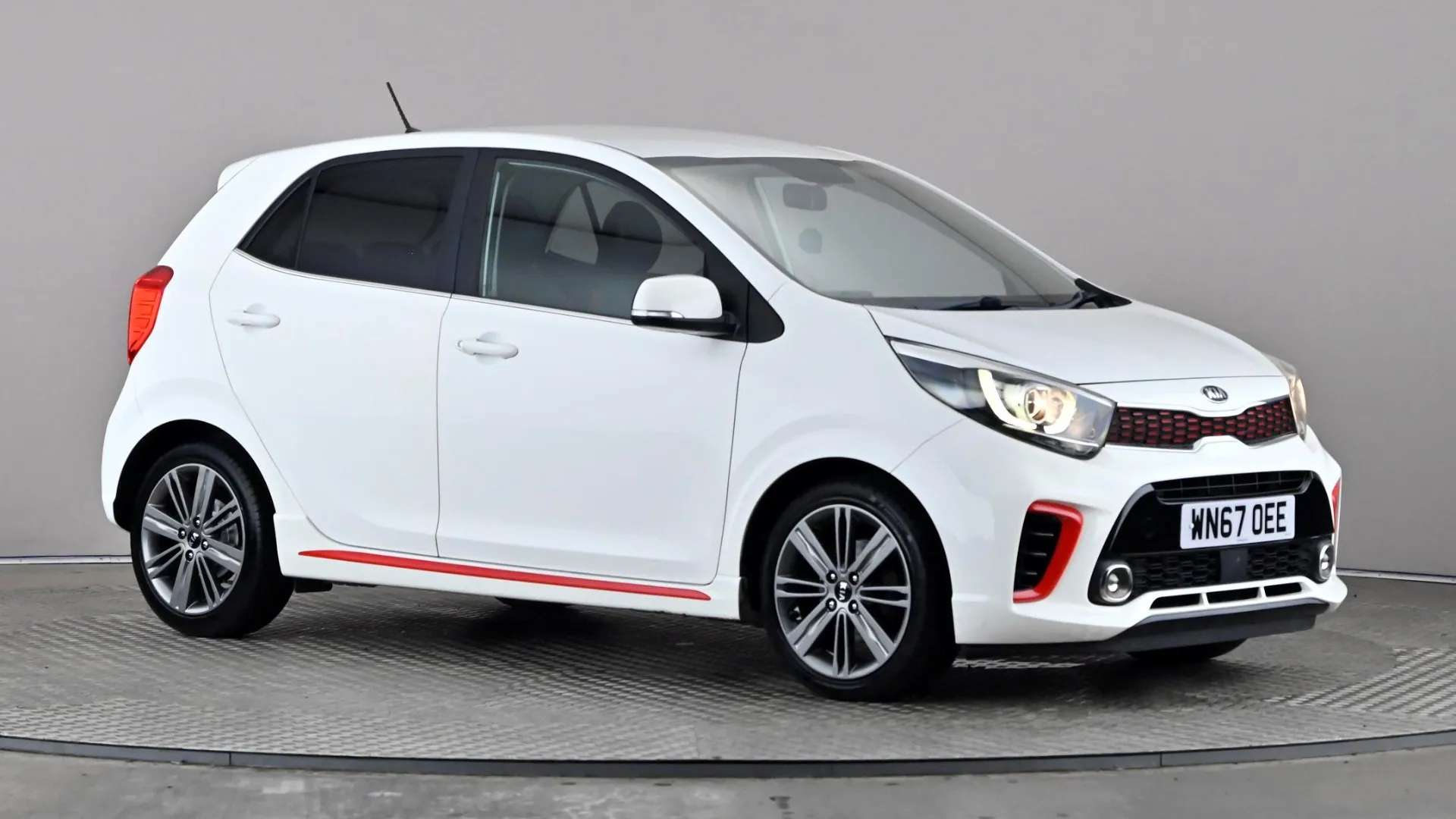 A 2017 KIA PICANTO 1.0 GT-line A 2017 KIA PICANTO 1.0 GT-line