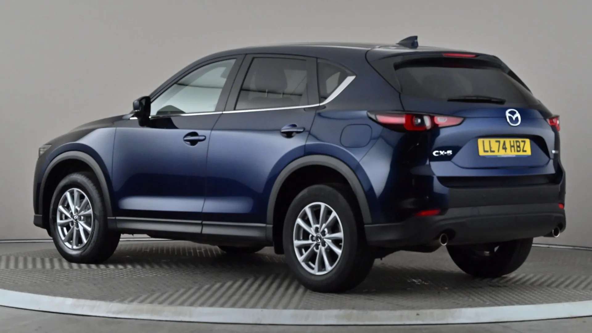 A 2024 MAZDA CX-5 2.0 e-Skyactiv G MHEV Centre-Line Auto A 2024 MAZDA CX-5 2.0 e-Skyactiv G MHEV Centre-Line Auto