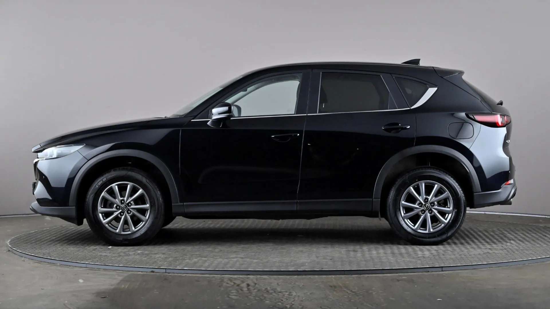 A 2024 MAZDA CX-5 2.0 e-Skyactiv G MHEV Centre-Line Auto A 2024 MAZDA CX-5 2.0 e-Skyactiv G MHEV Centre-Line Auto