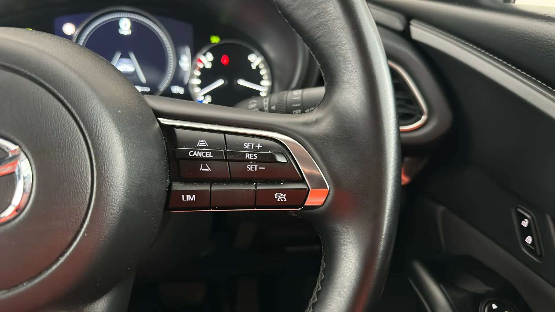 2025 MAZDA CX-30 2025 MAZDA CX-30