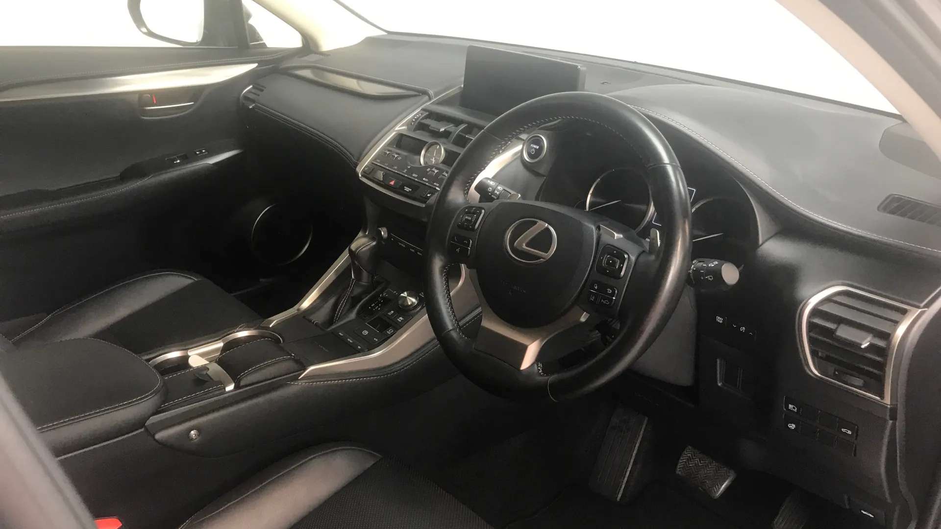 2019 LEXUS NX 2019 LEXUS NX