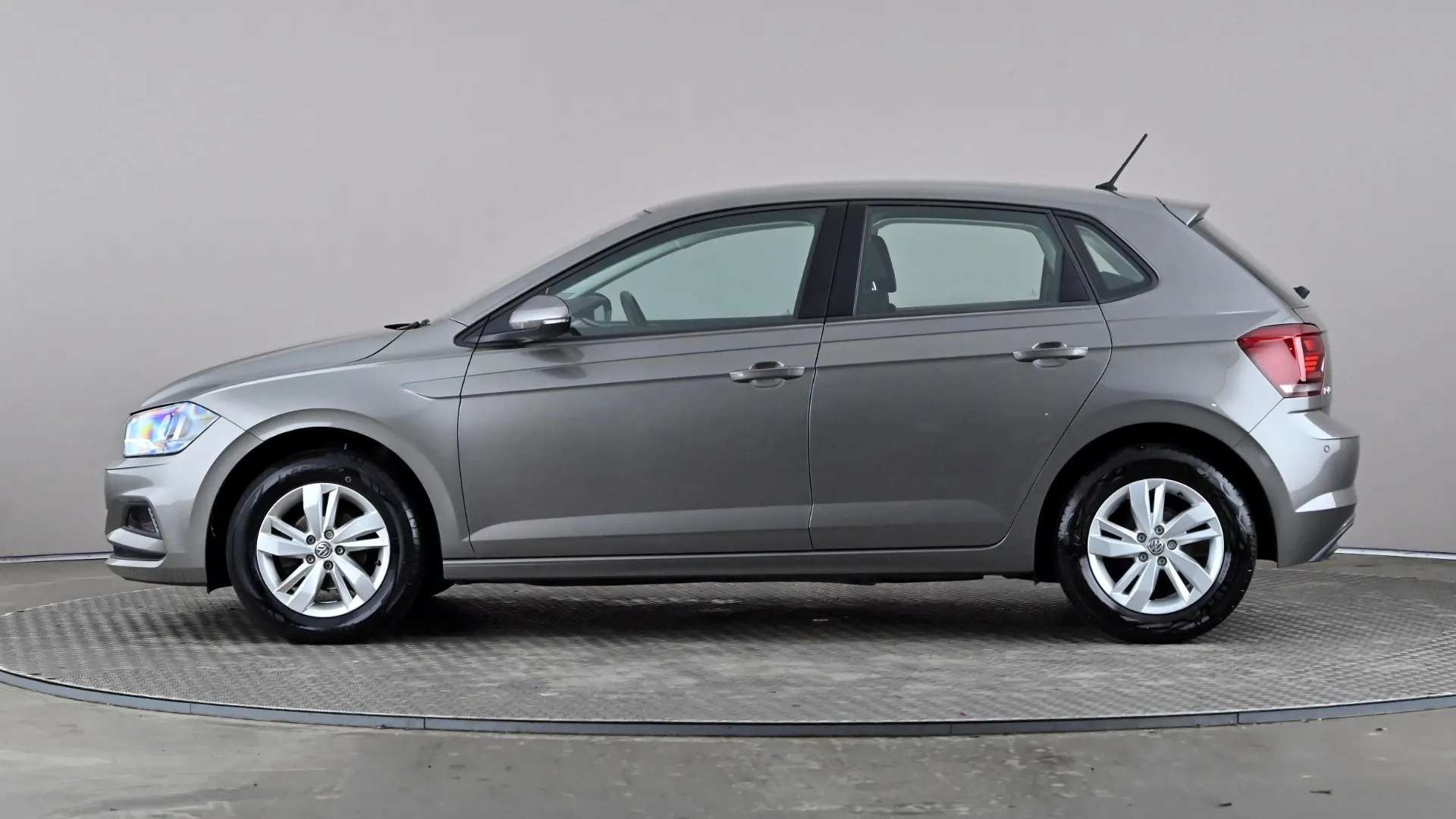 A 2020 VOLKSWAGEN POLO 1.0 EVO 80 SE A 2020 VOLKSWAGEN POLO 1.0 EVO 80 SE