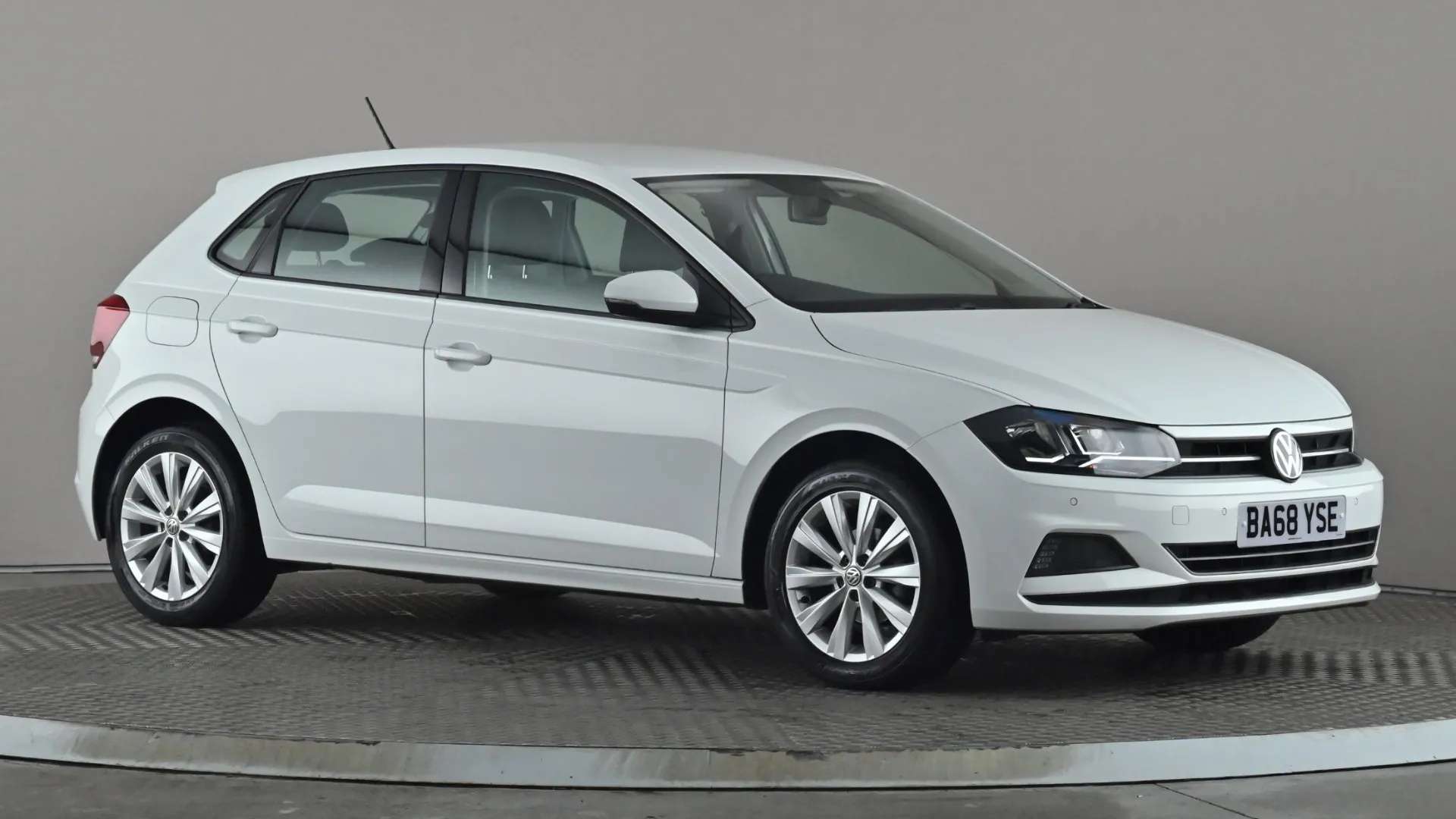 A 2019 VOLKSWAGEN POLO 1.0 TSI 95 SE A 2019 VOLKSWAGEN POLO 1.0 TSI 95 SE