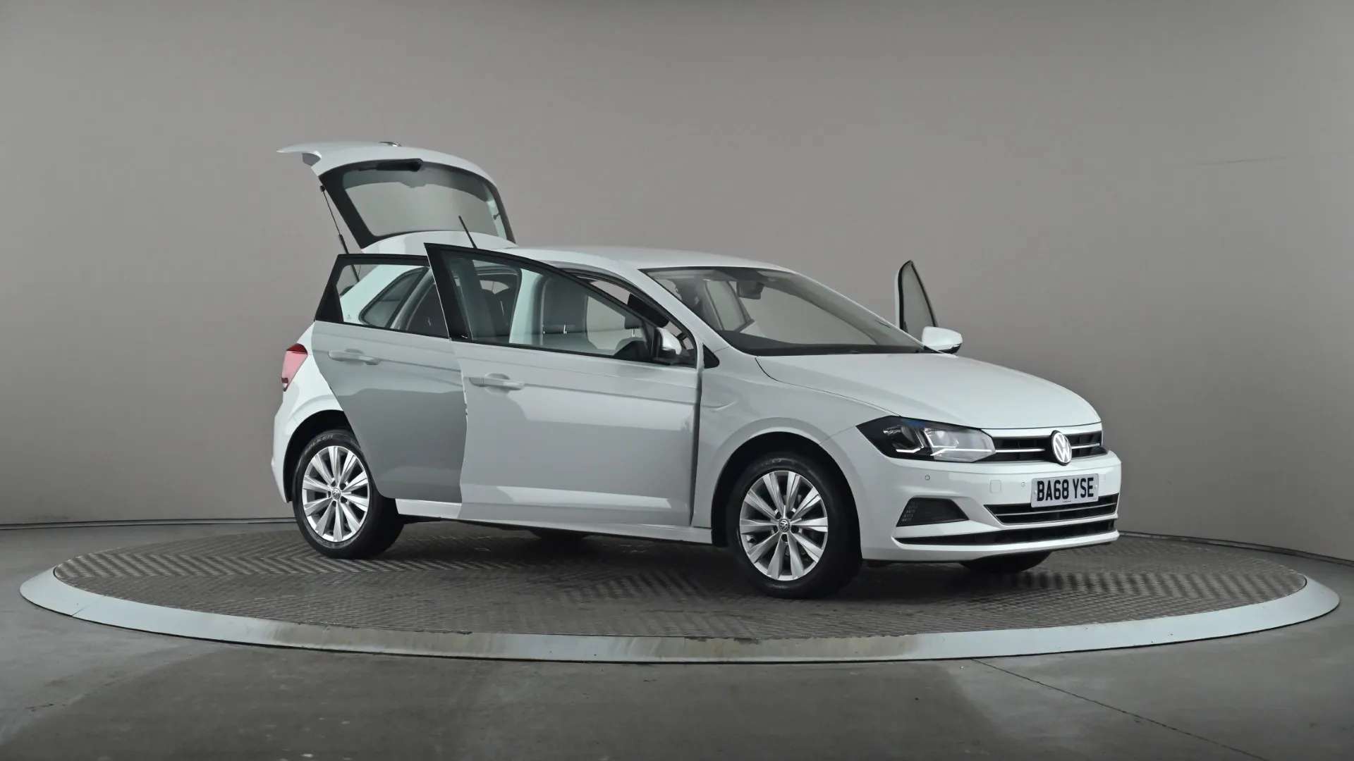 2019 VOLKSWAGEN POLO 2019 VOLKSWAGEN POLO