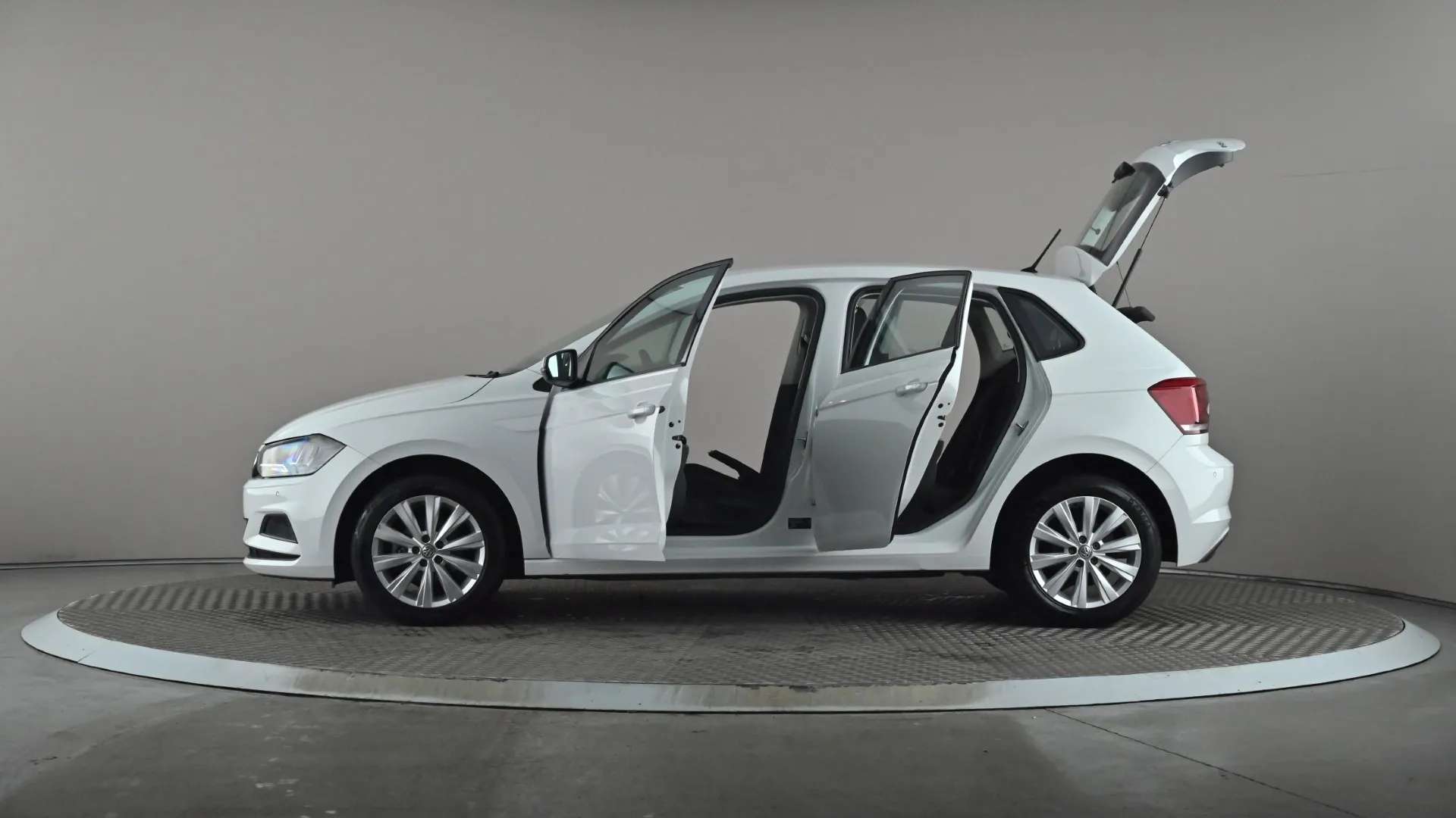 2019 VOLKSWAGEN POLO 2019 VOLKSWAGEN POLO