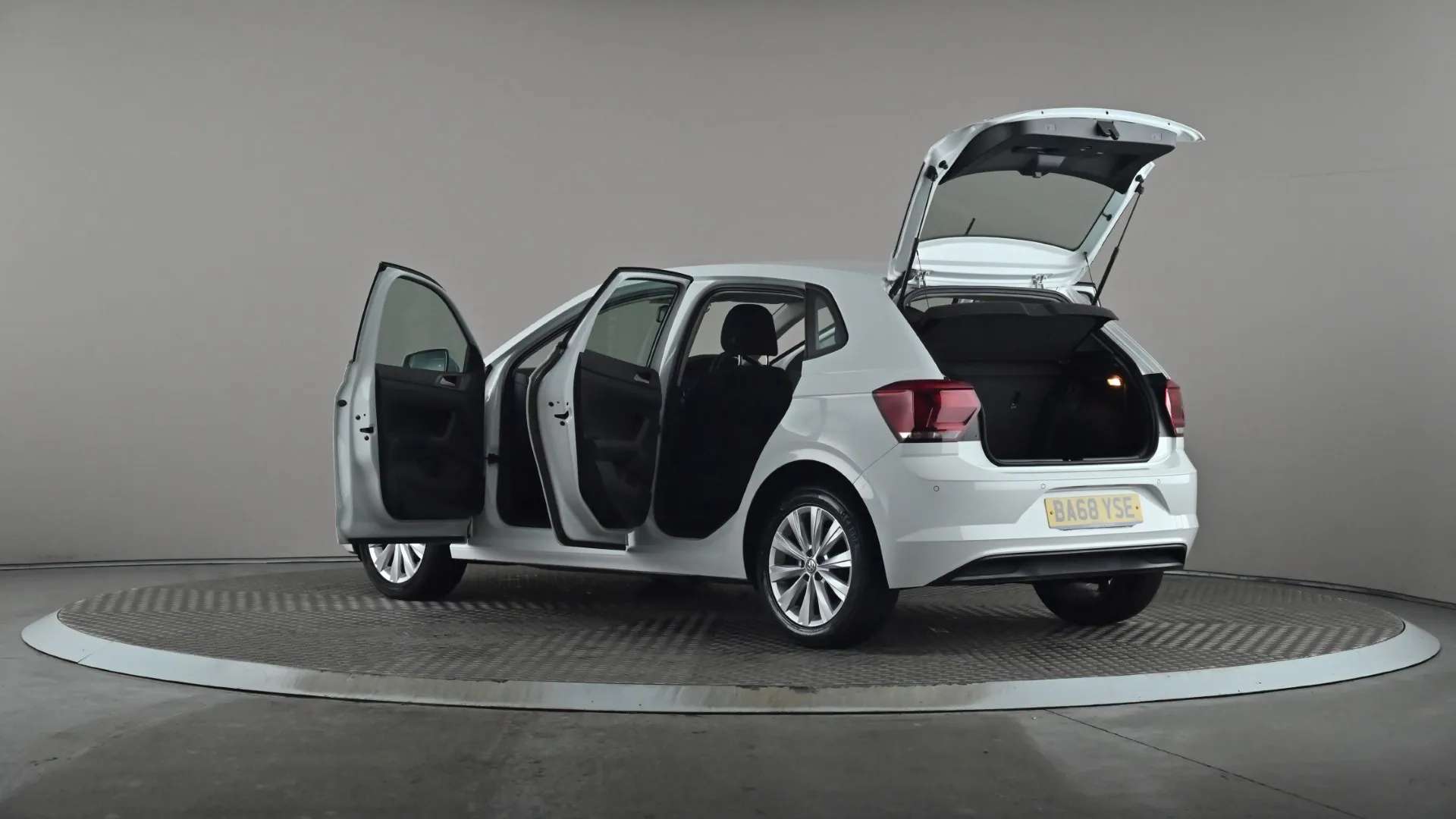 2019 VOLKSWAGEN POLO 2019 VOLKSWAGEN POLO