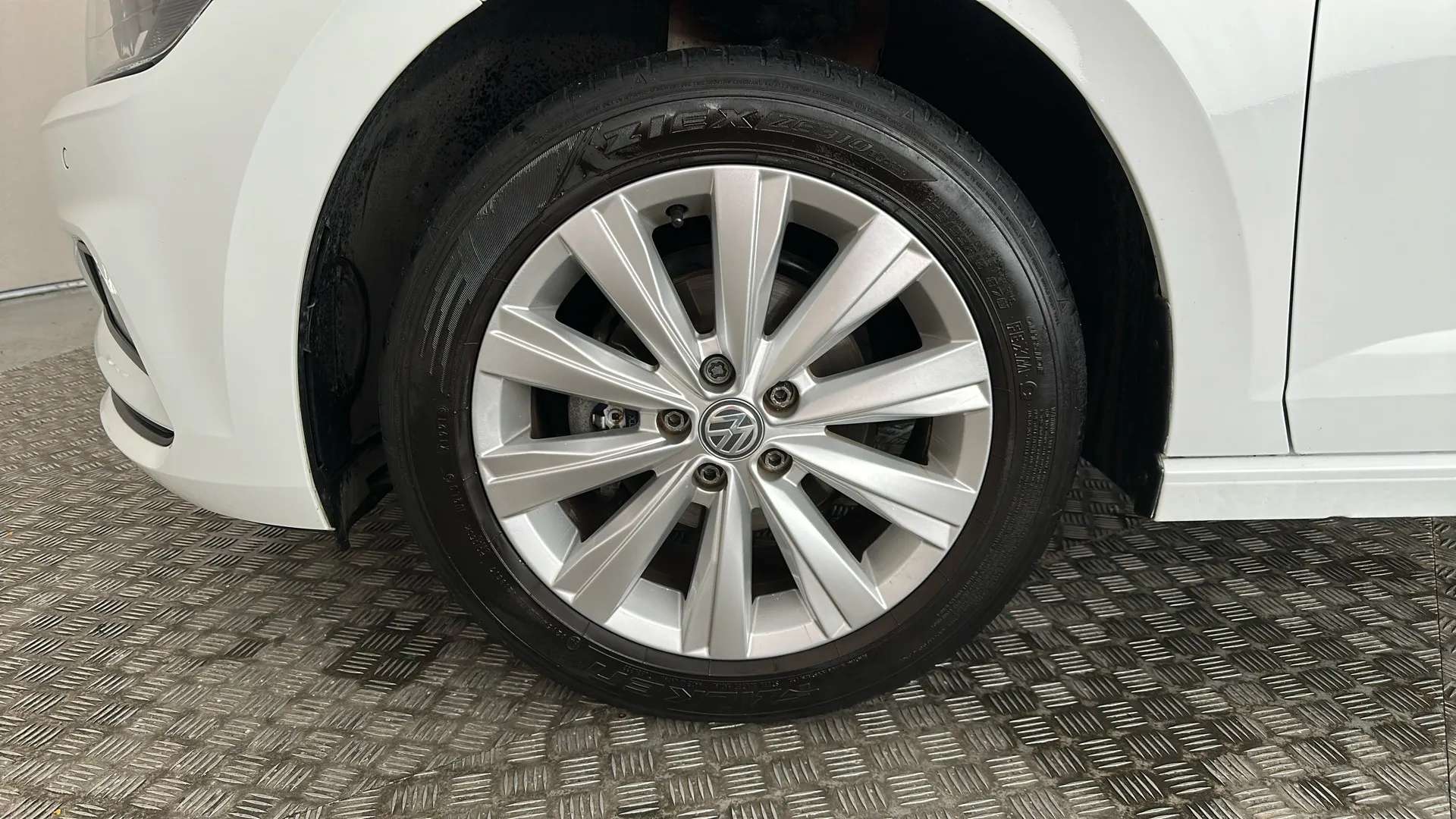 2019 VOLKSWAGEN POLO 2019 VOLKSWAGEN POLO