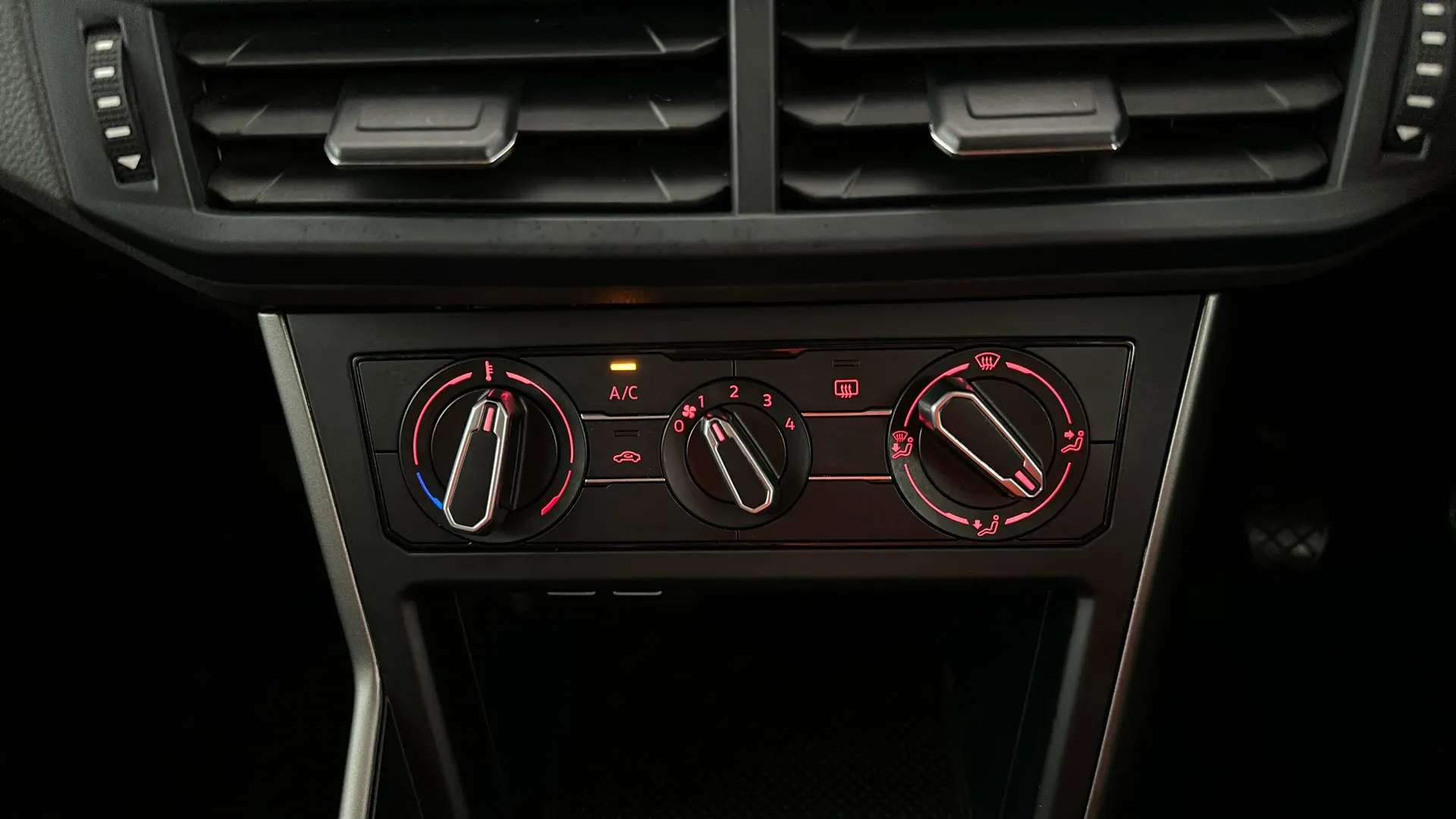 2019 VOLKSWAGEN POLO 2019 VOLKSWAGEN POLO