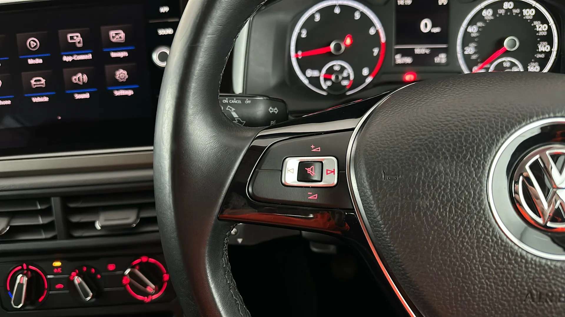 2019 VOLKSWAGEN POLO 2019 VOLKSWAGEN POLO