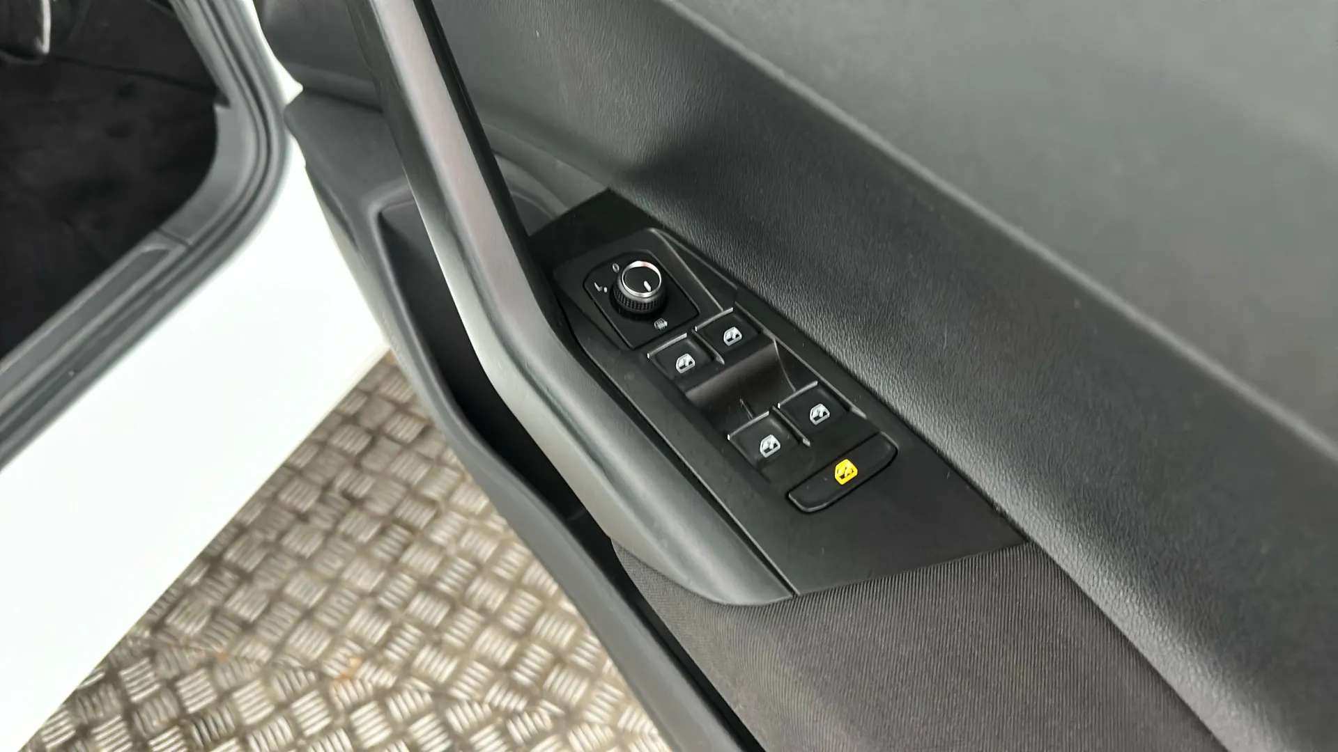 2019 VOLKSWAGEN POLO 2019 VOLKSWAGEN POLO