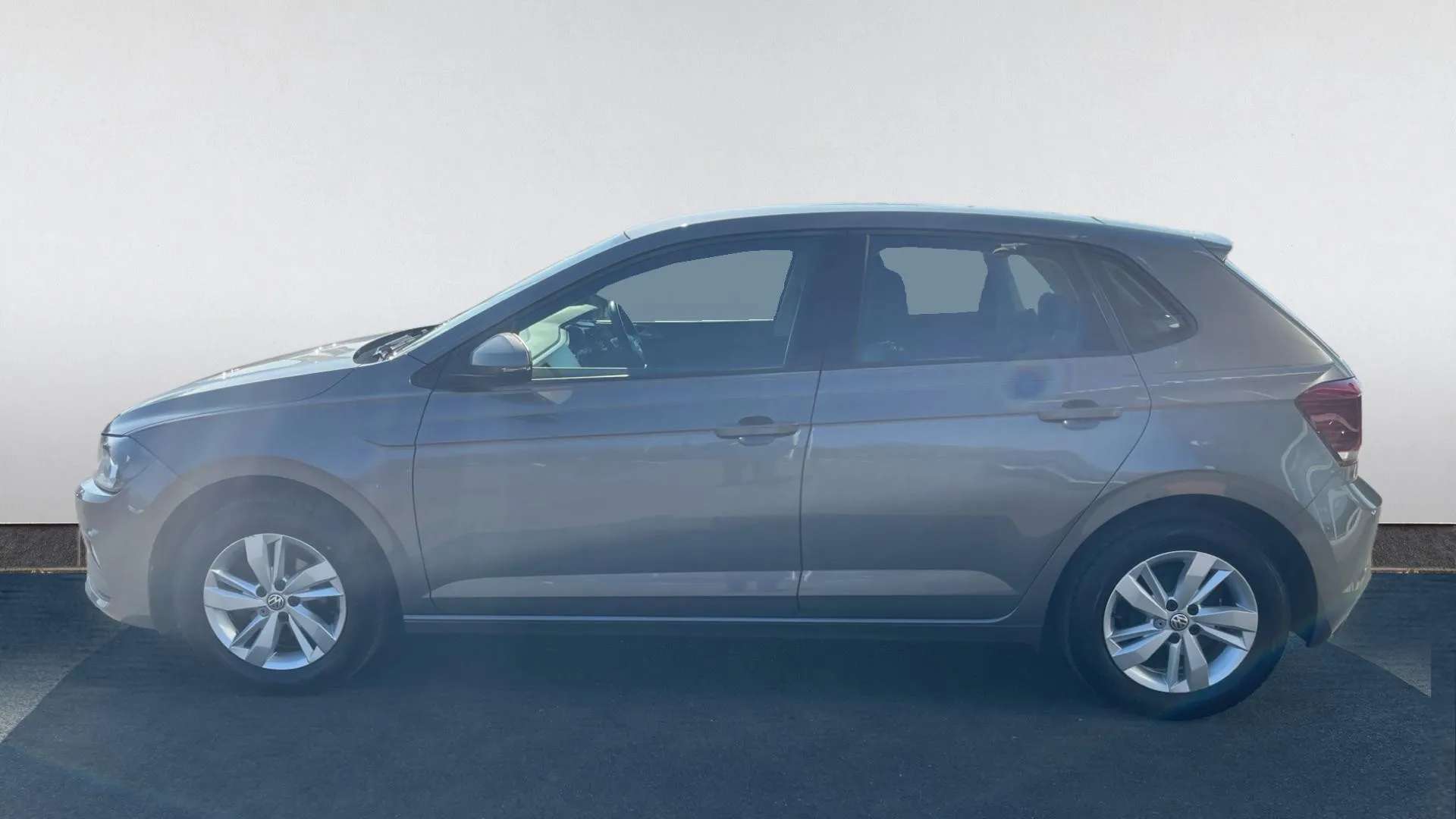 A 2020 VOLKSWAGEN POLO 1.0 TSI 95 SE A 2020 VOLKSWAGEN POLO 1.0 TSI 95 SE