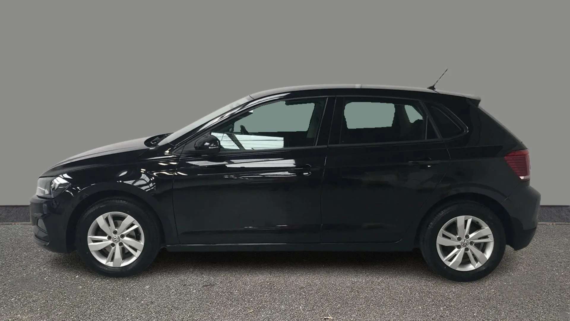 A 2018 VOLKSWAGEN POLO 1.0 TSI 95 SE A 2018 VOLKSWAGEN POLO 1.0 TSI 95 SE