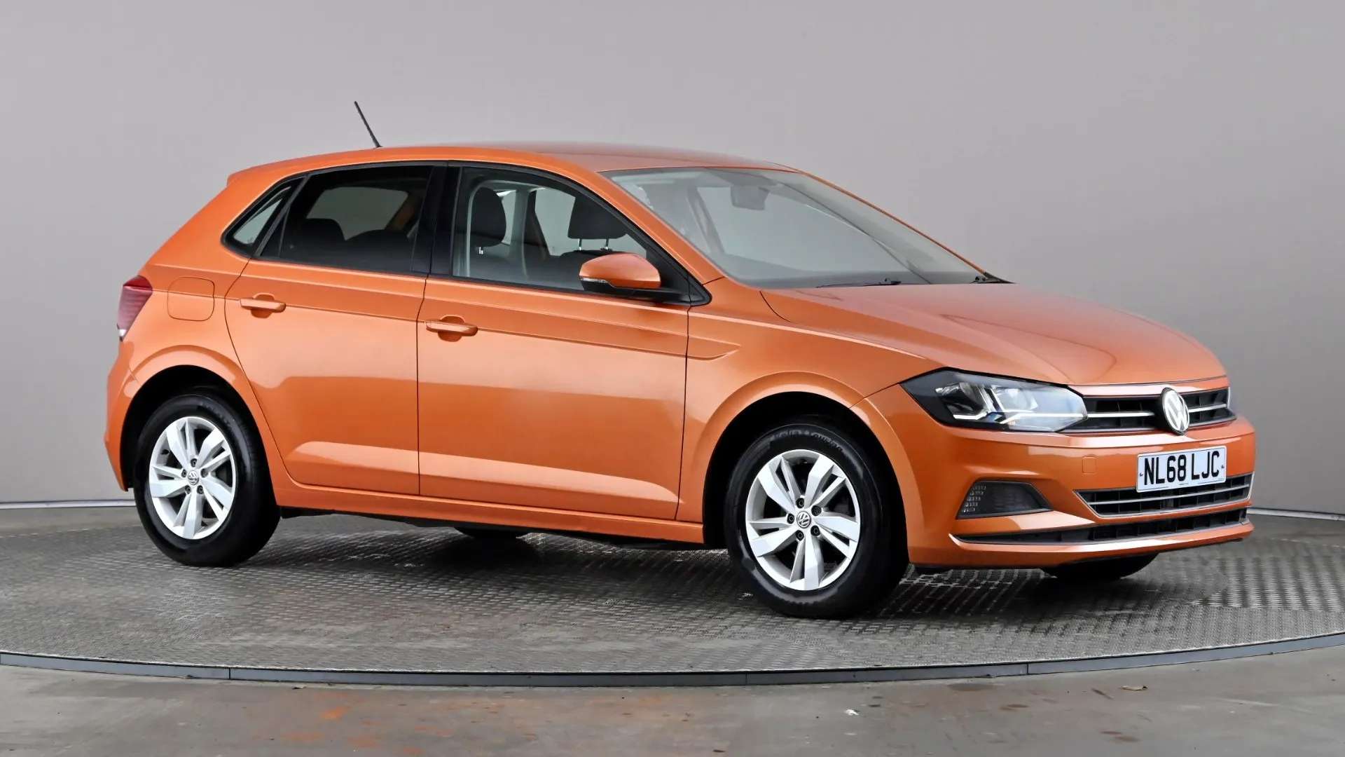 A 2018 VOLKSWAGEN POLO 1.0 TSI 95 SE A 2018 VOLKSWAGEN POLO 1.0 TSI 95 SE