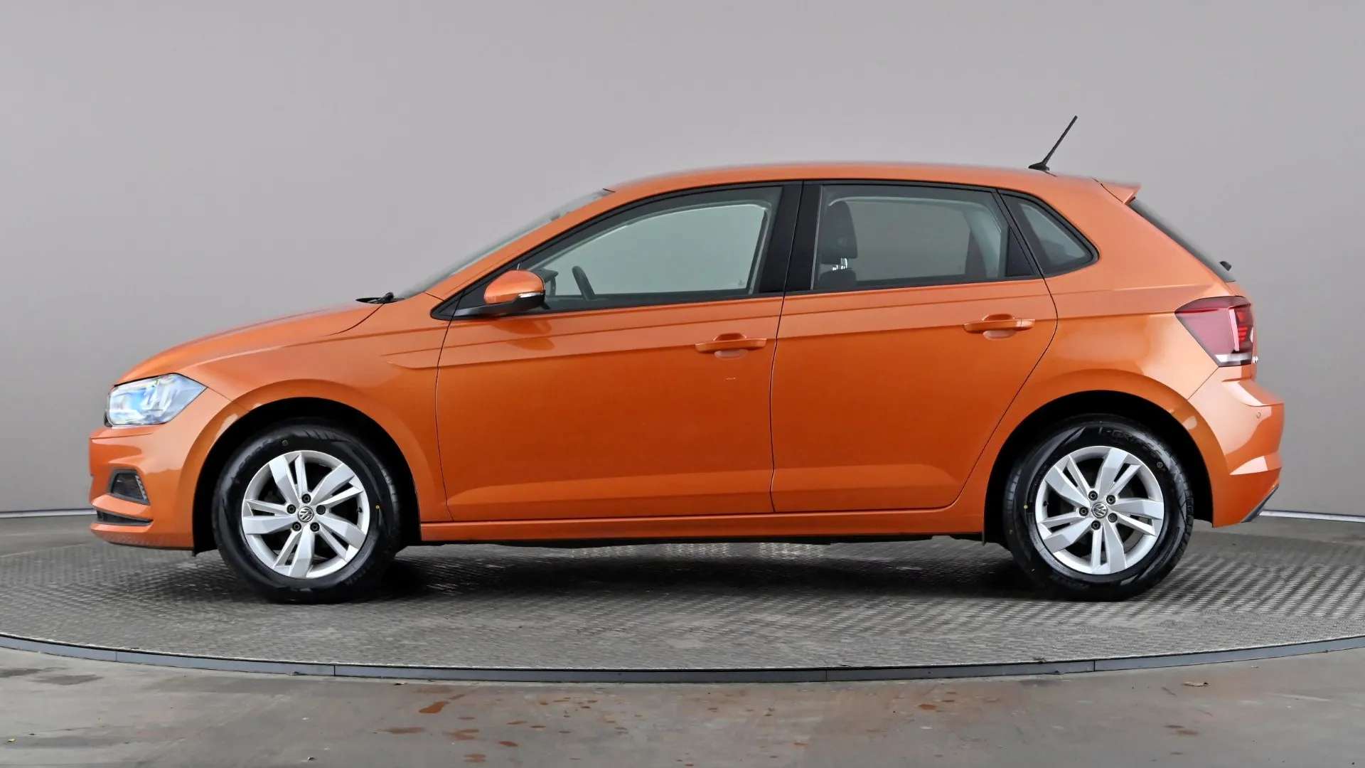 A 2018 VOLKSWAGEN POLO 1.0 TSI 95 SE A 2018 VOLKSWAGEN POLO 1.0 TSI 95 SE