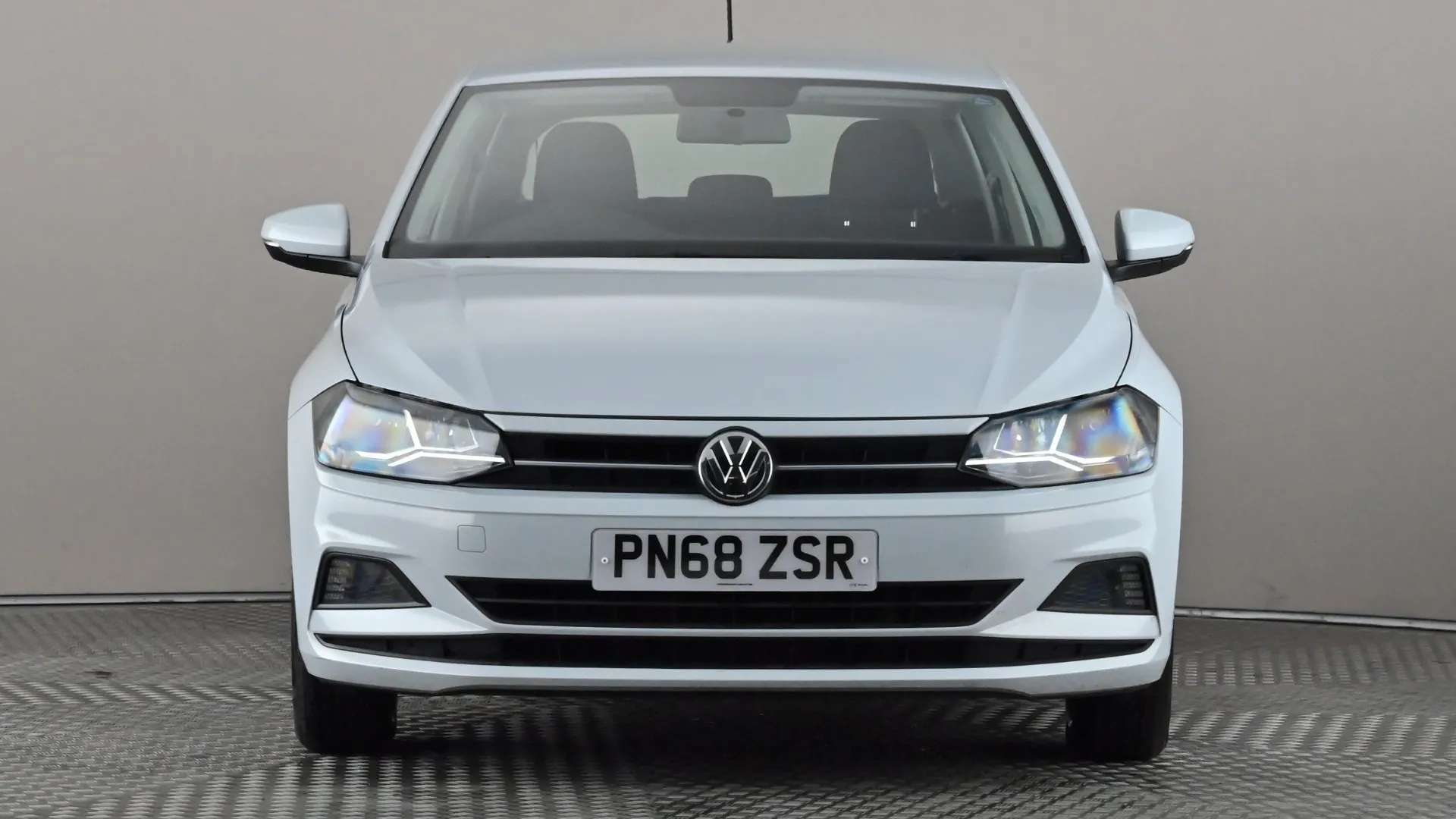 A 2018 VOLKSWAGEN POLO 1.0 TSI 95 SE A 2018 VOLKSWAGEN POLO 1.0 TSI 95 SE