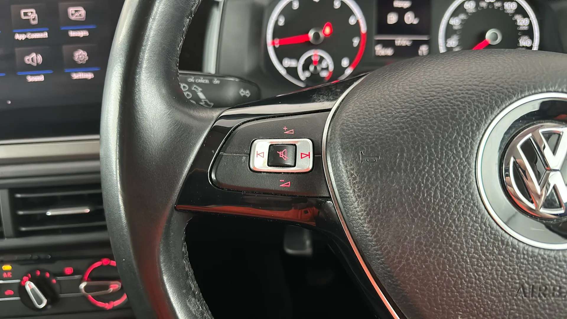 2018 VOLKSWAGEN POLO 2018 VOLKSWAGEN POLO