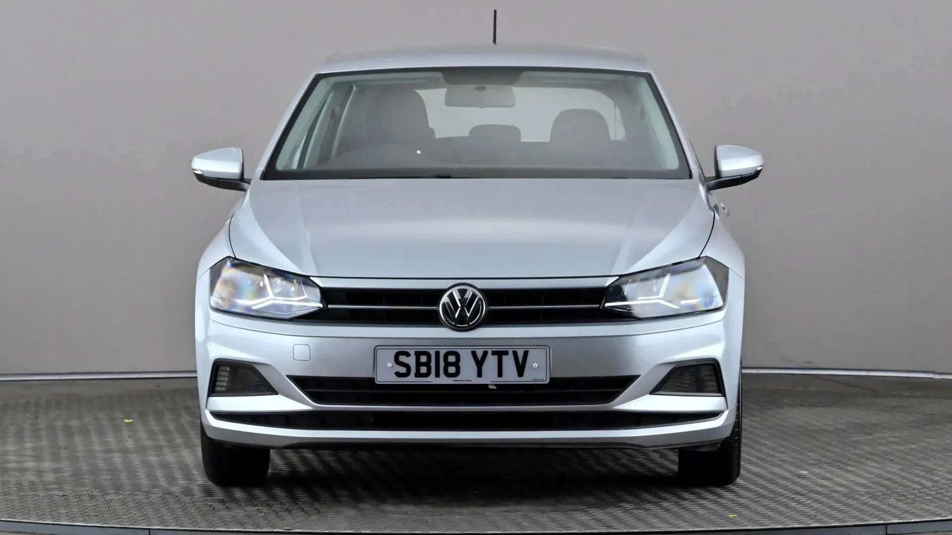 A 2018 VOLKSWAGEN POLO 1.0 TSI 95 SE A 2018 VOLKSWAGEN POLO 1.0 TSI 95 SE