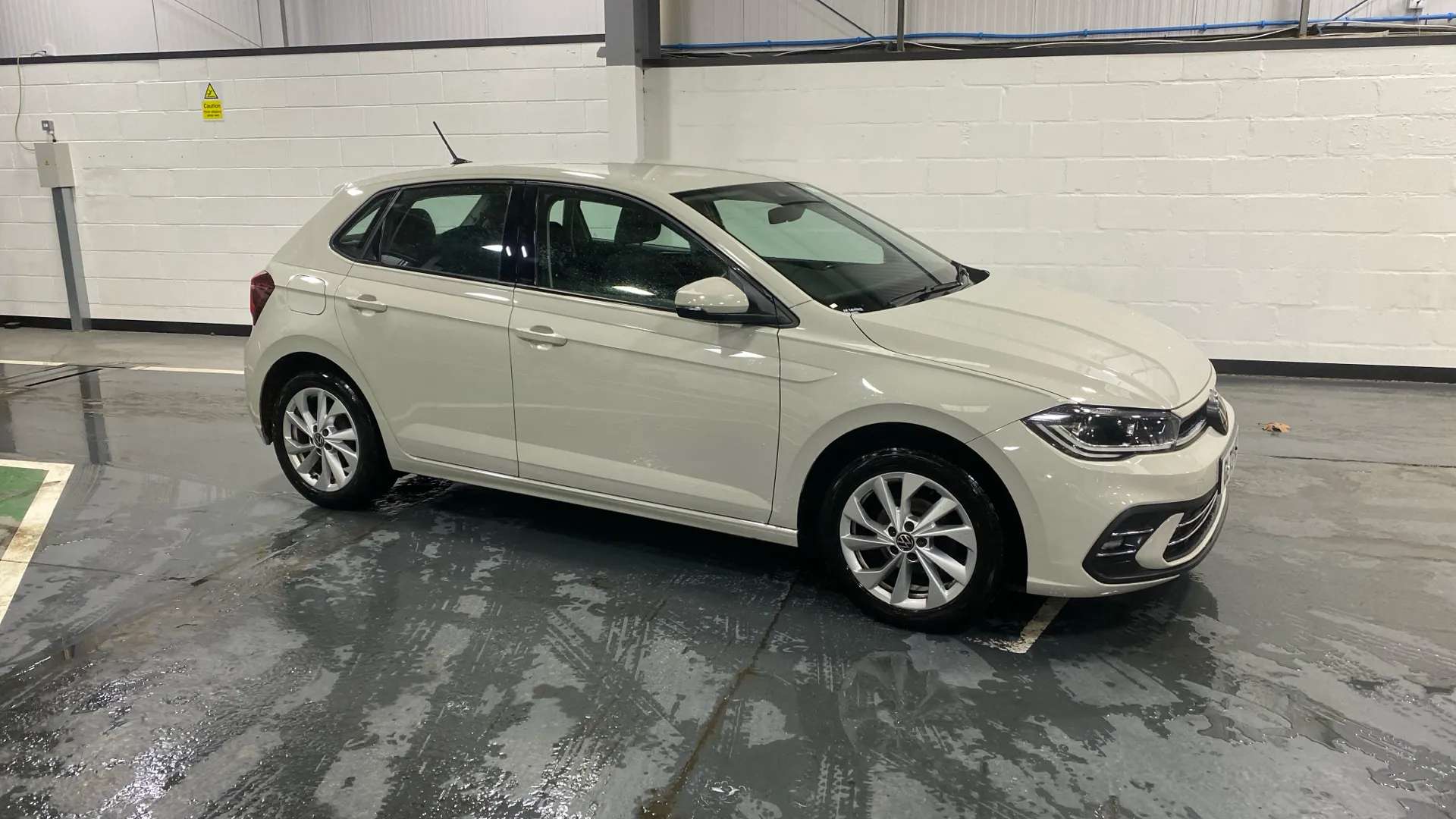 A 2023 VOLKSWAGEN POLO 1.0 TSI Style A 2023 VOLKSWAGEN POLO 1.0 TSI Style