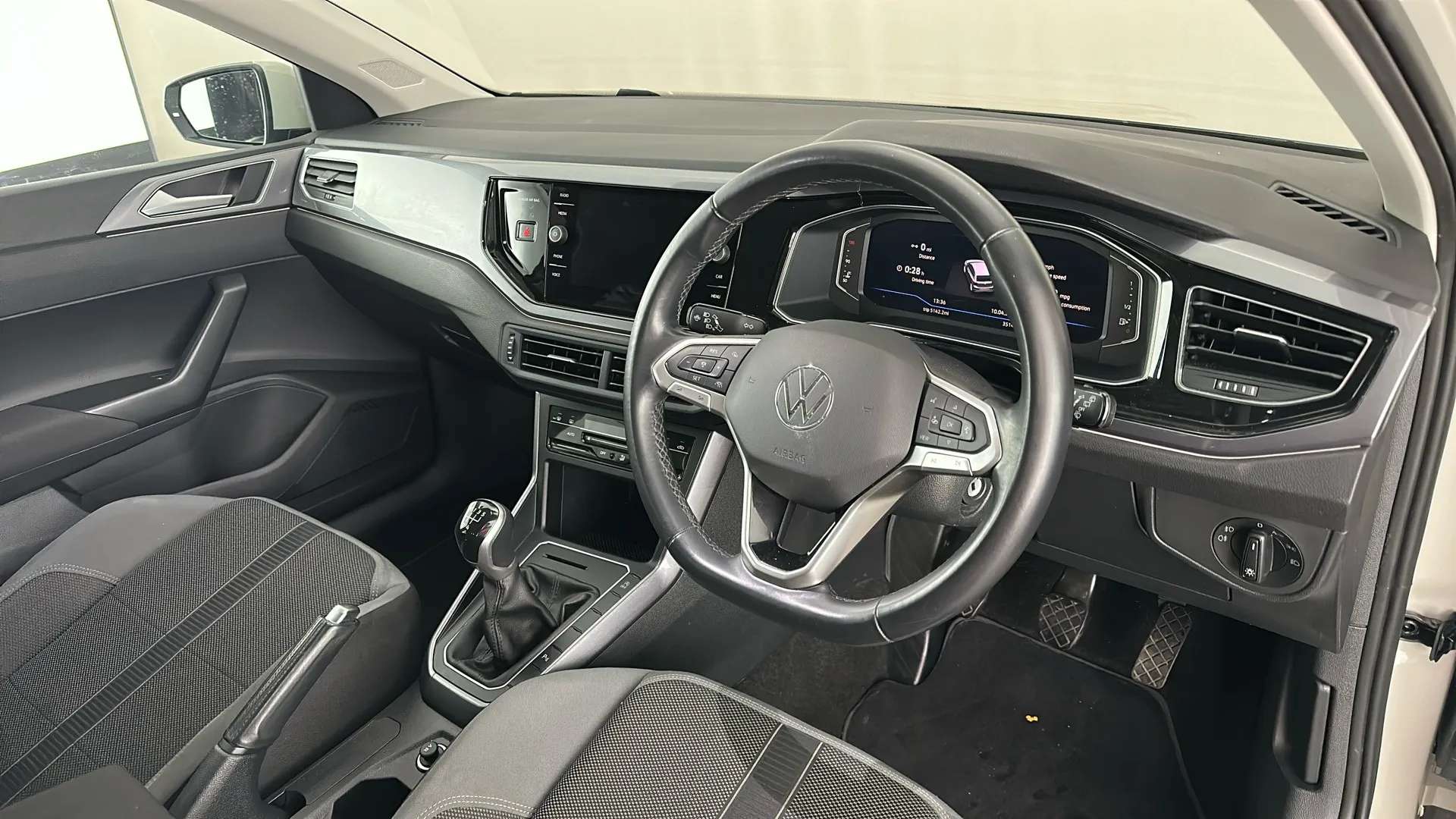 2023 VOLKSWAGEN POLO 2023 VOLKSWAGEN POLO