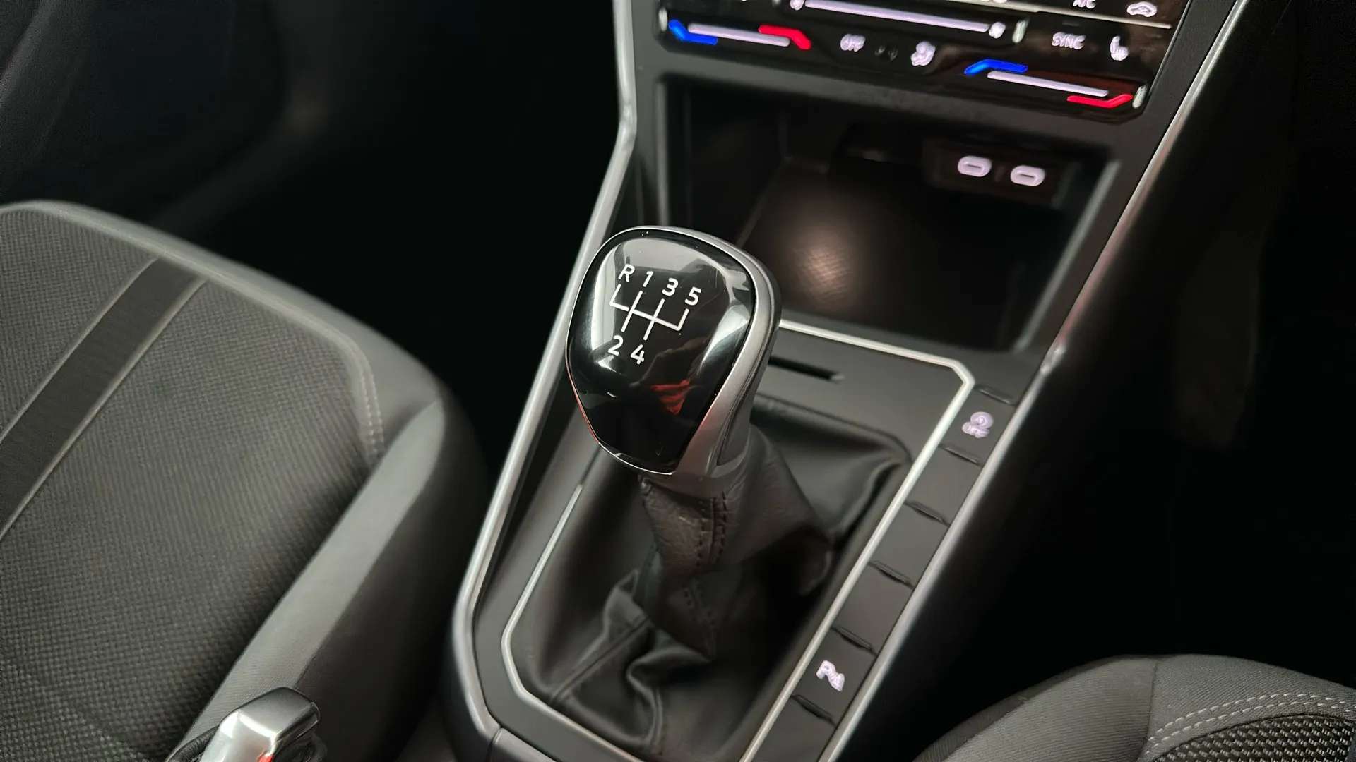 2023 VOLKSWAGEN POLO 2023 VOLKSWAGEN POLO