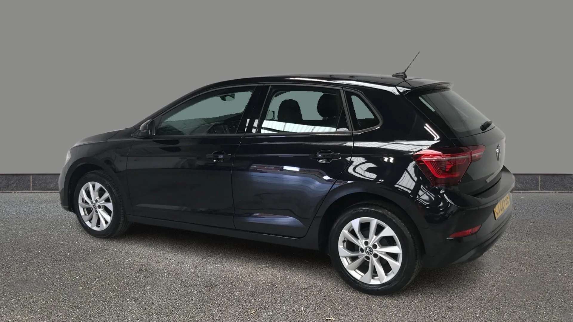 A 2022 VOLKSWAGEN POLO 1.0 TSI Style A 2022 VOLKSWAGEN POLO 1.0 TSI Style