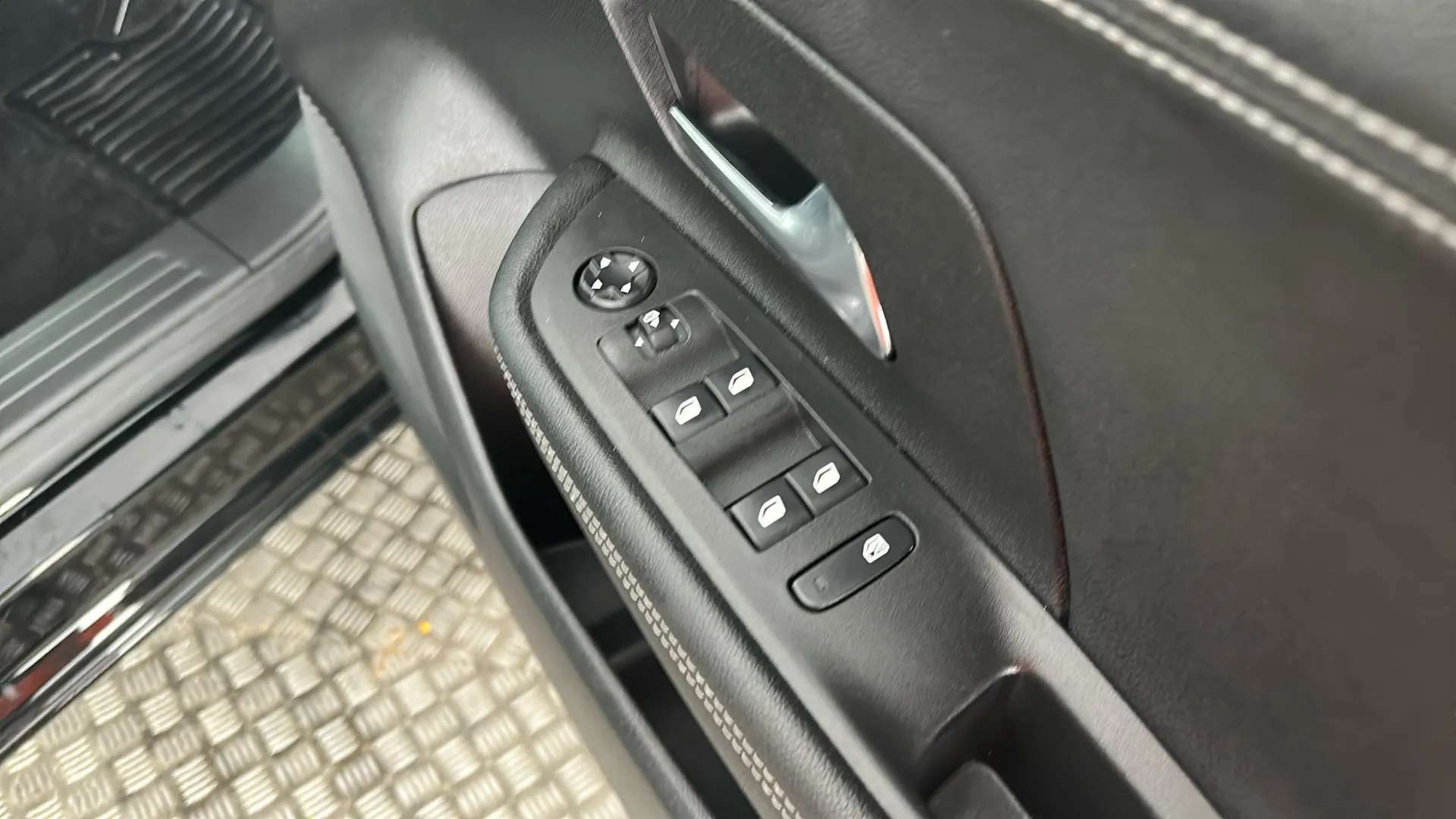 2023 VAUXHALL MOKKA 2023 VAUXHALL MOKKA