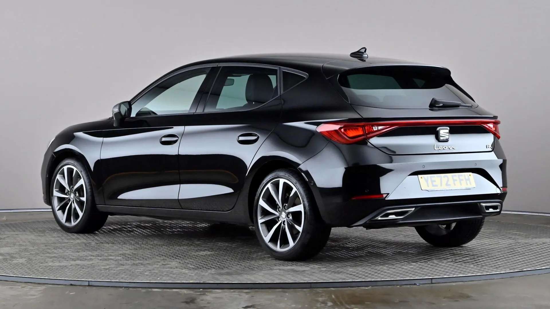 A 2022 SEAT LEON 1.5 TSI EVO 150 FR Sport A 2022 SEAT LEON 1.5 TSI EVO 150 FR Sport