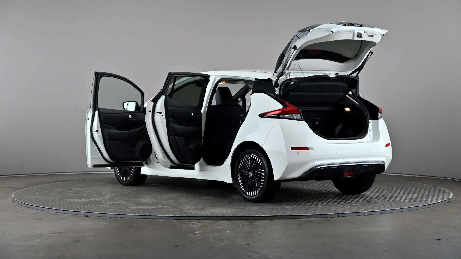 2023 NISSAN LEAF 2023 NISSAN LEAF