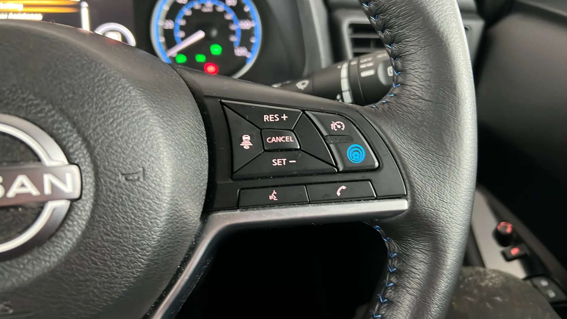 2023 NISSAN LEAF 2023 NISSAN LEAF