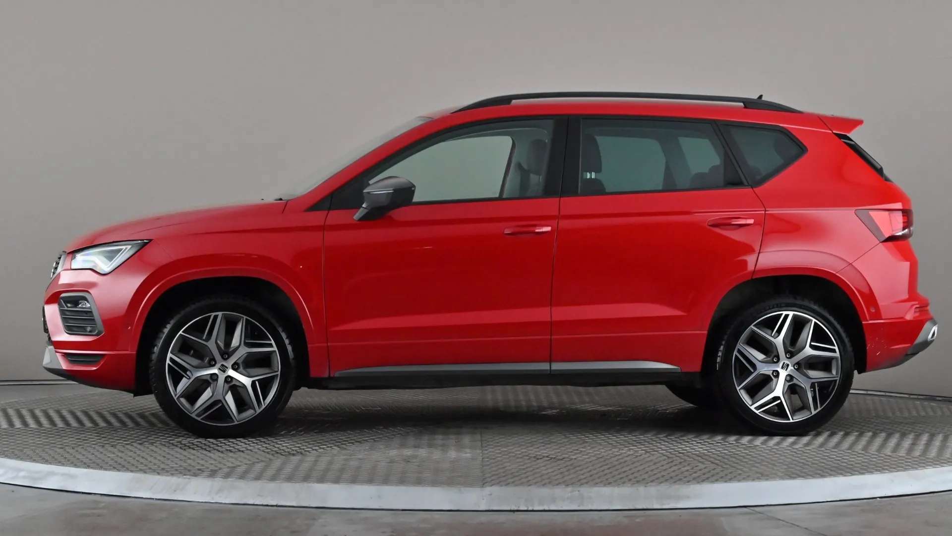 A 2023 SEAT ATECA 1.5 TSI EVO FR Sport DSG A 2023 SEAT ATECA 1.5 TSI EVO FR Sport DSG