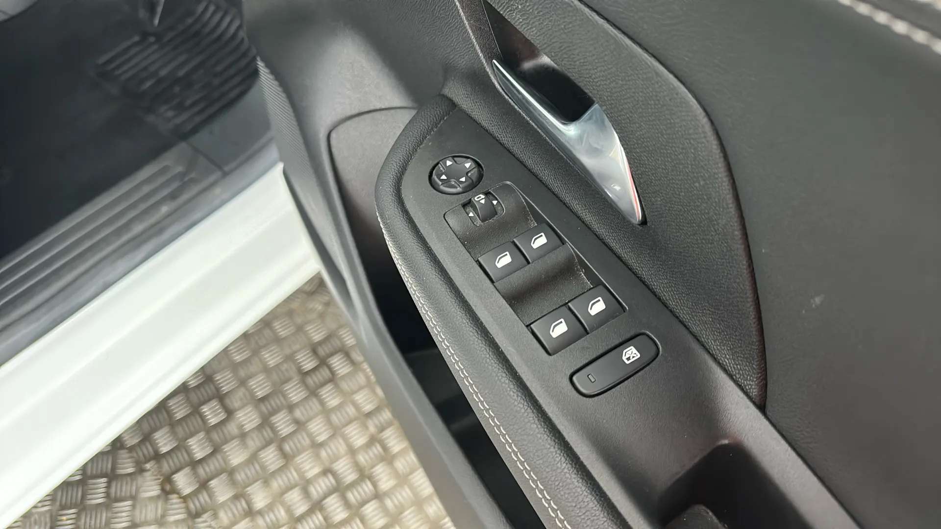 2023 VAUXHALL MOKKA 2023 VAUXHALL MOKKA