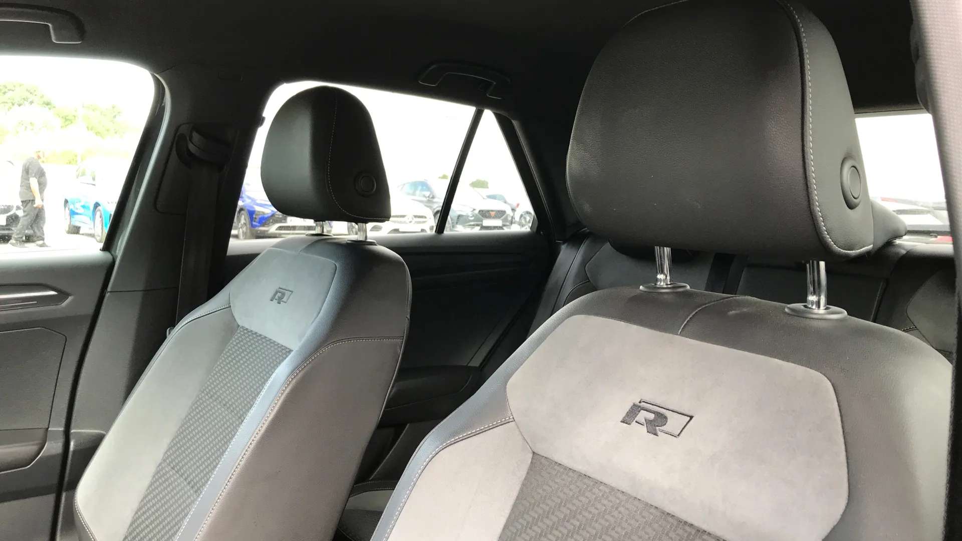2019 VOLKSWAGEN T-ROC 2019 VOLKSWAGEN T-ROC