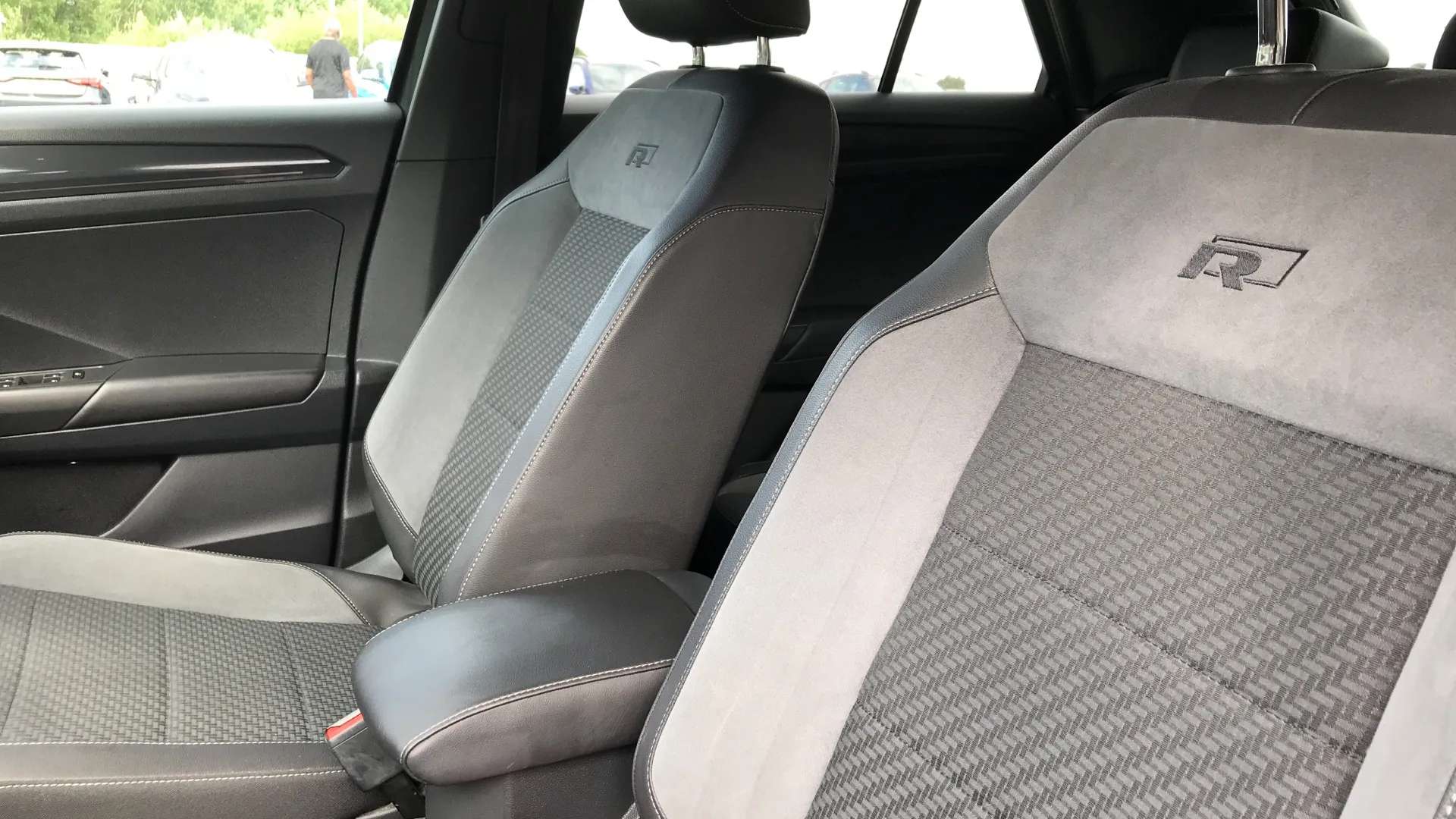 2019 VOLKSWAGEN T-ROC 2019 VOLKSWAGEN T-ROC