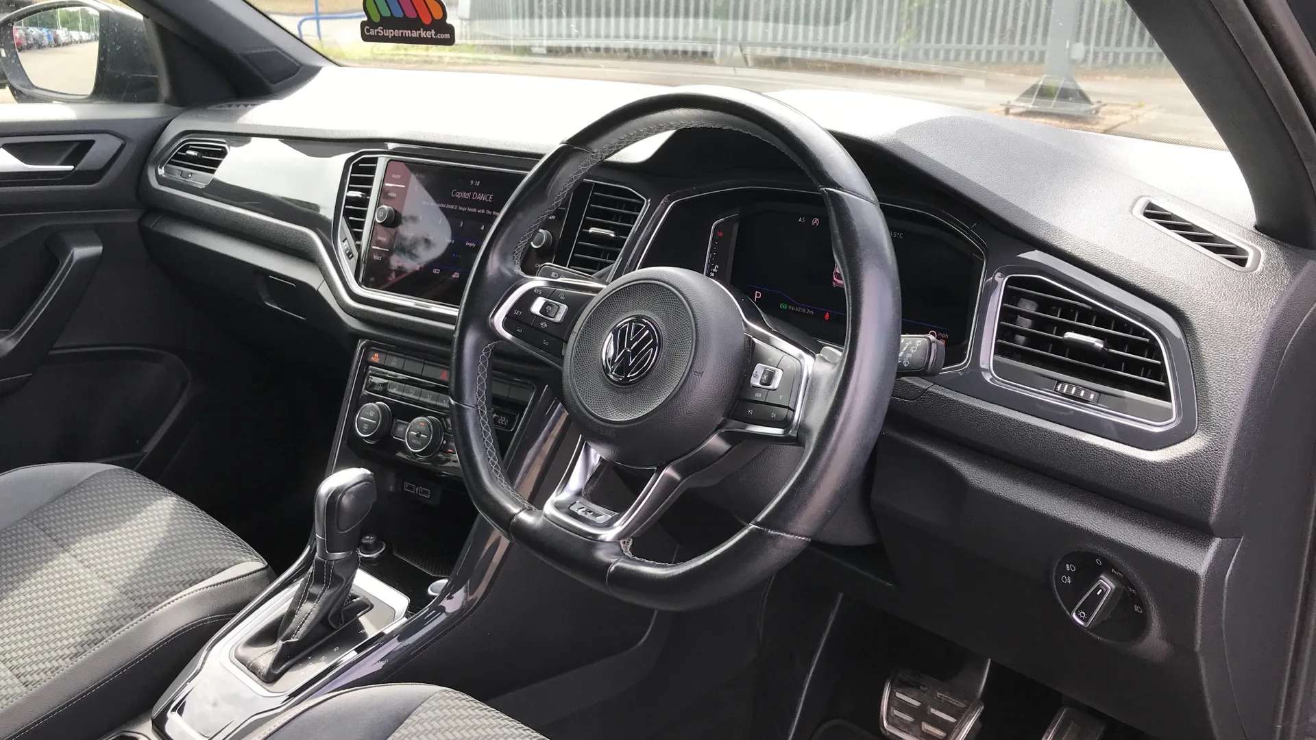 2019 VOLKSWAGEN T-ROC 2019 VOLKSWAGEN T-ROC