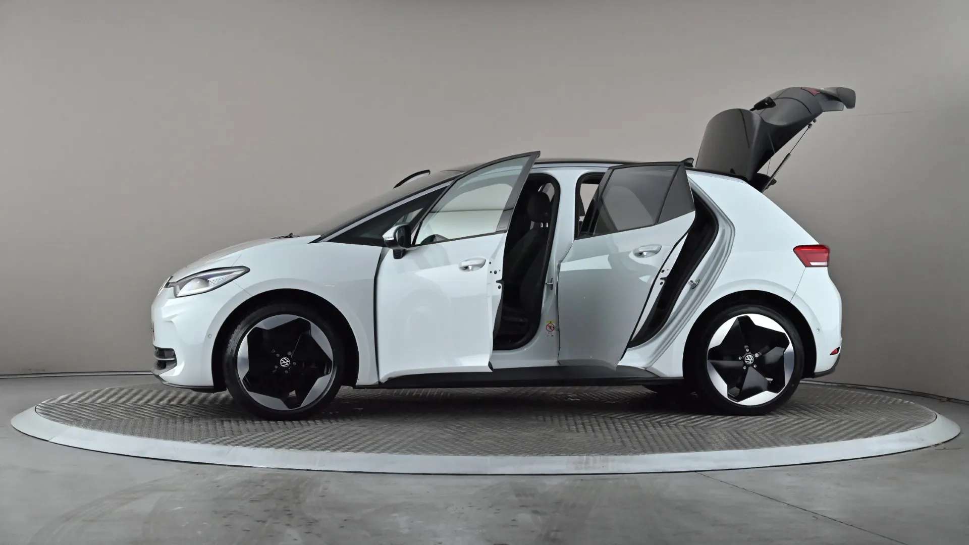 2024 VOLKSWAGEN ID.3 2024 VOLKSWAGEN ID.3