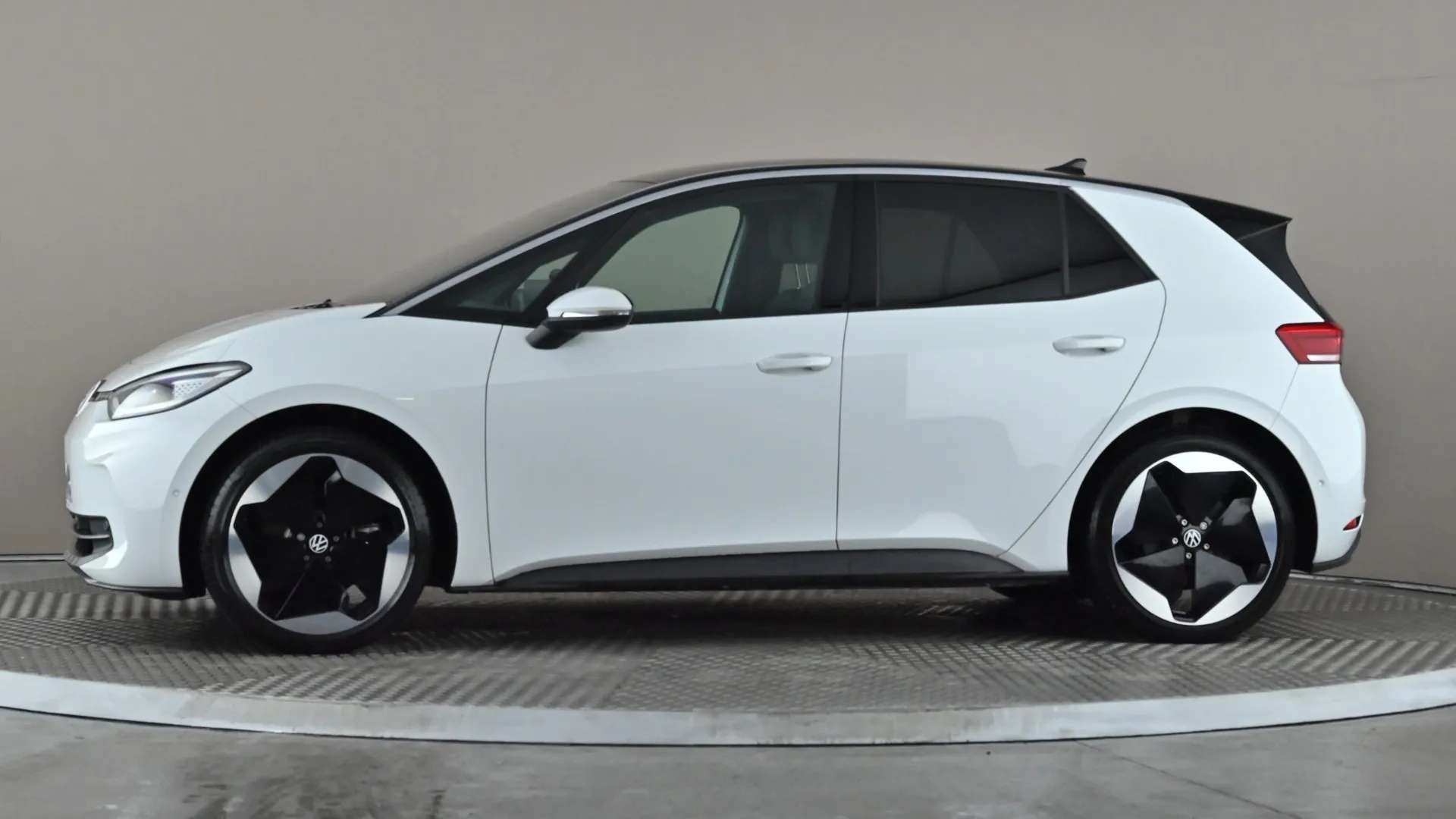 A 2024 VOLKSWAGEN ID.3 150kW Match Pro S 77kWh Auto A 2024 VOLKSWAGEN ID.3 150kW Match Pro S 77kWh Auto